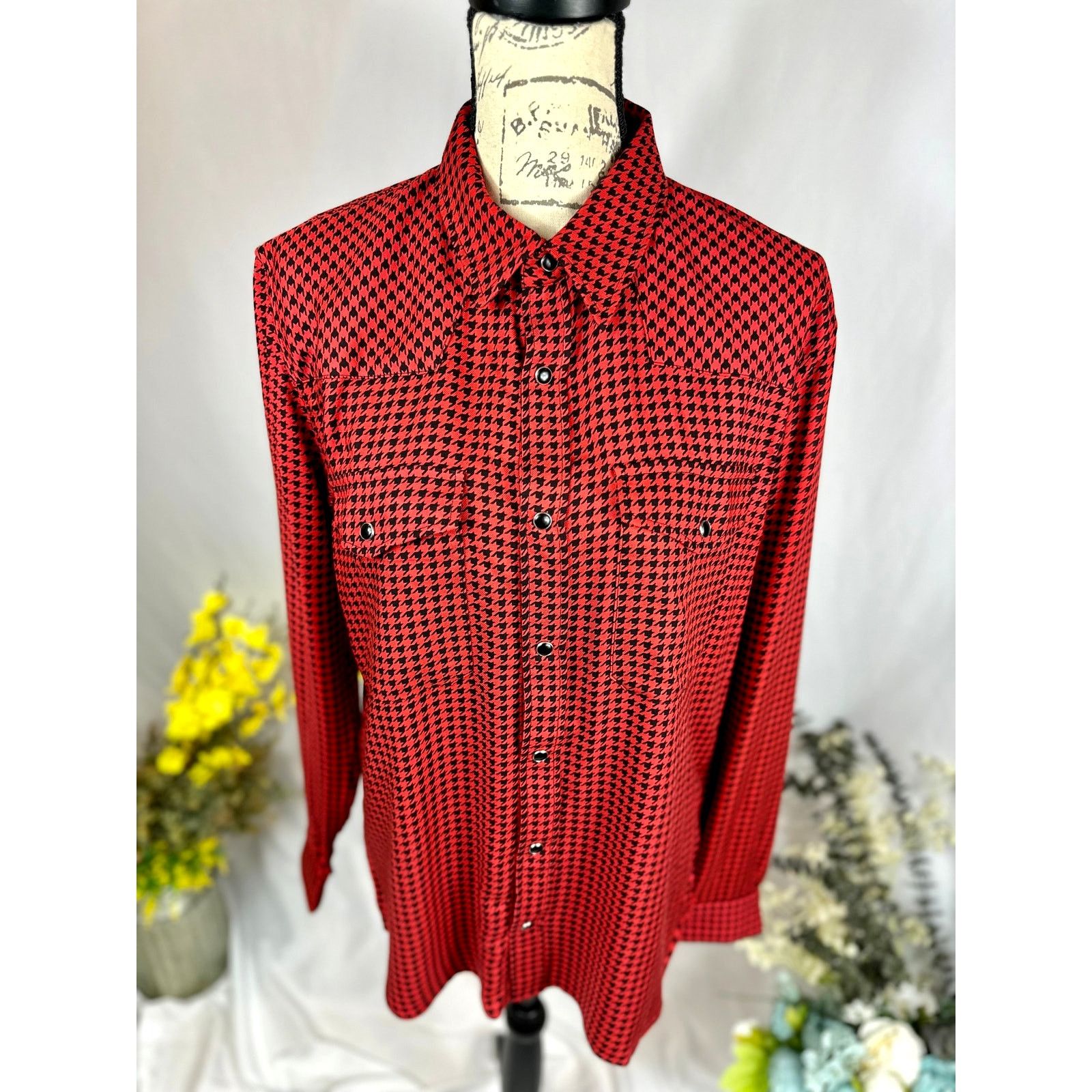 The Kooples The Kooples Mens Black and Red Houndstooth Shirt Snaps S Size US S / EU 44-46 / 1 - 8 Thumbnail