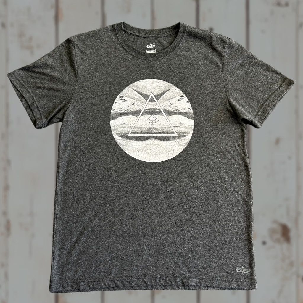 Nike Nike Dri-Fit T Shirt L Gray Triangle Mountains Abstract Ethereal Reflection Graphic Print Short Sleeve Crew Neck Mens Size US L / EU 52-54 / 3 - 1 Thumbnail