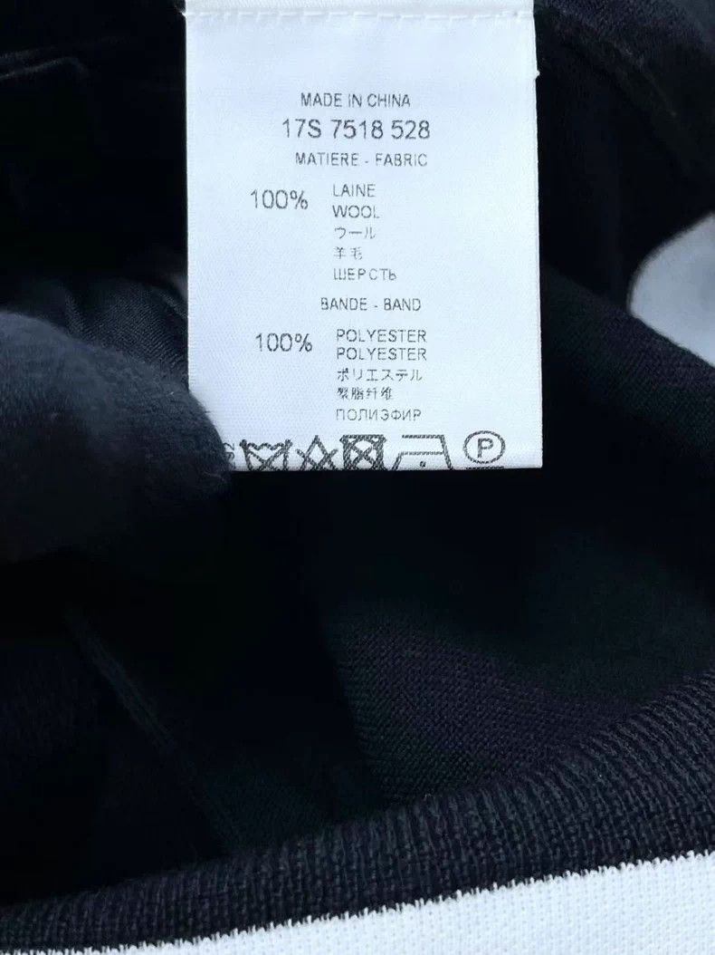 Givenchy Black and white striped knitted sweater
