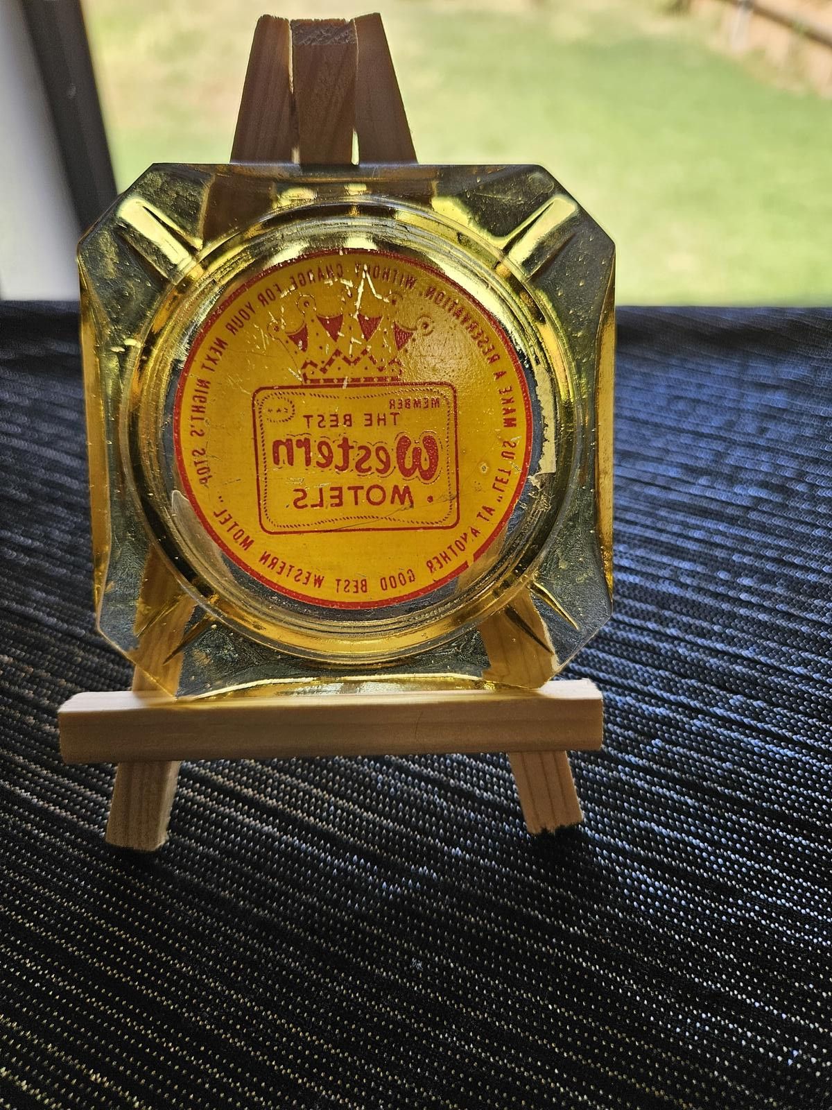 Designer Best western ashtray, yellow with yellow graphics Size ONE SIZE - 2 Thumbnail