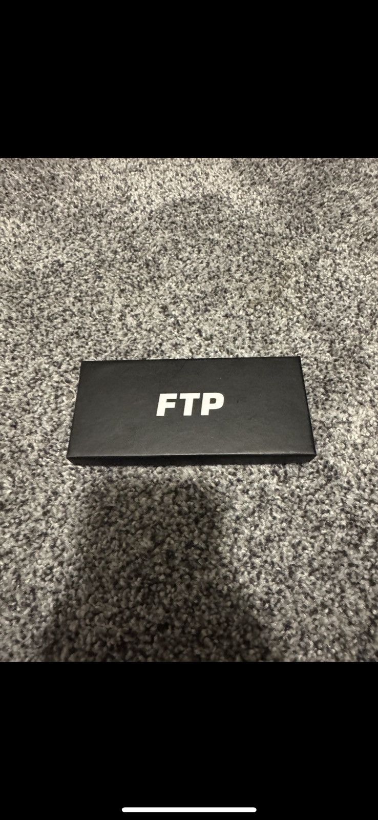 SUPREME FTP Pin FUCK THA POLICE ピン バッチ 黒 SUPREME FTP Pin FUCK THA POLICE ピン バッチ 黒