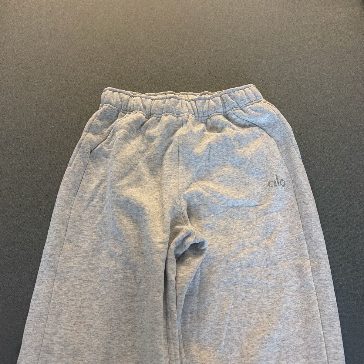 Alo Yoga Sweatpants White