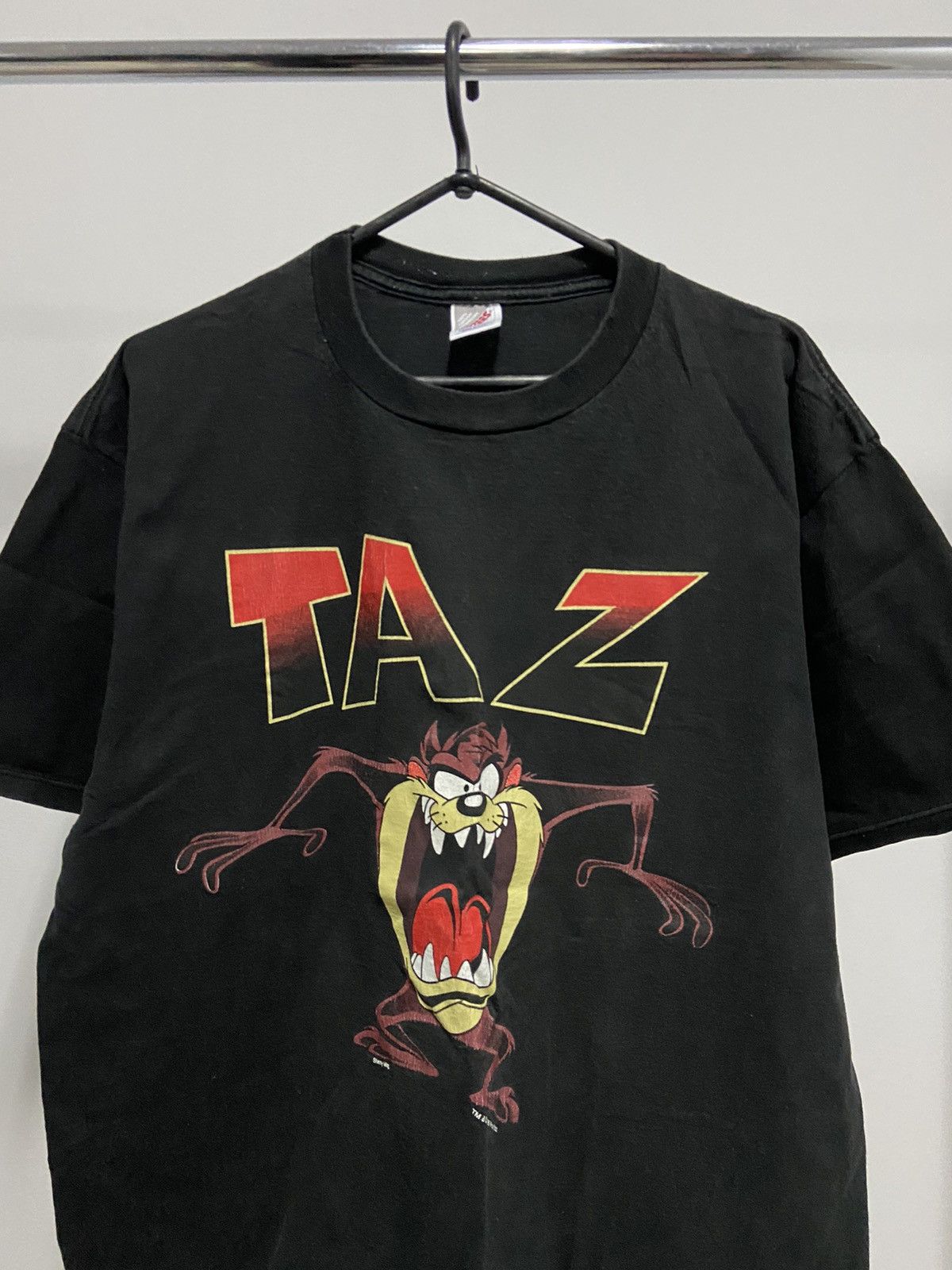 Cartoon Network × Vintage Taz 1995 Vintage Big Logo looney tunes cartoon Size US XL / EU 56 / 4 - 2 Thumbnail