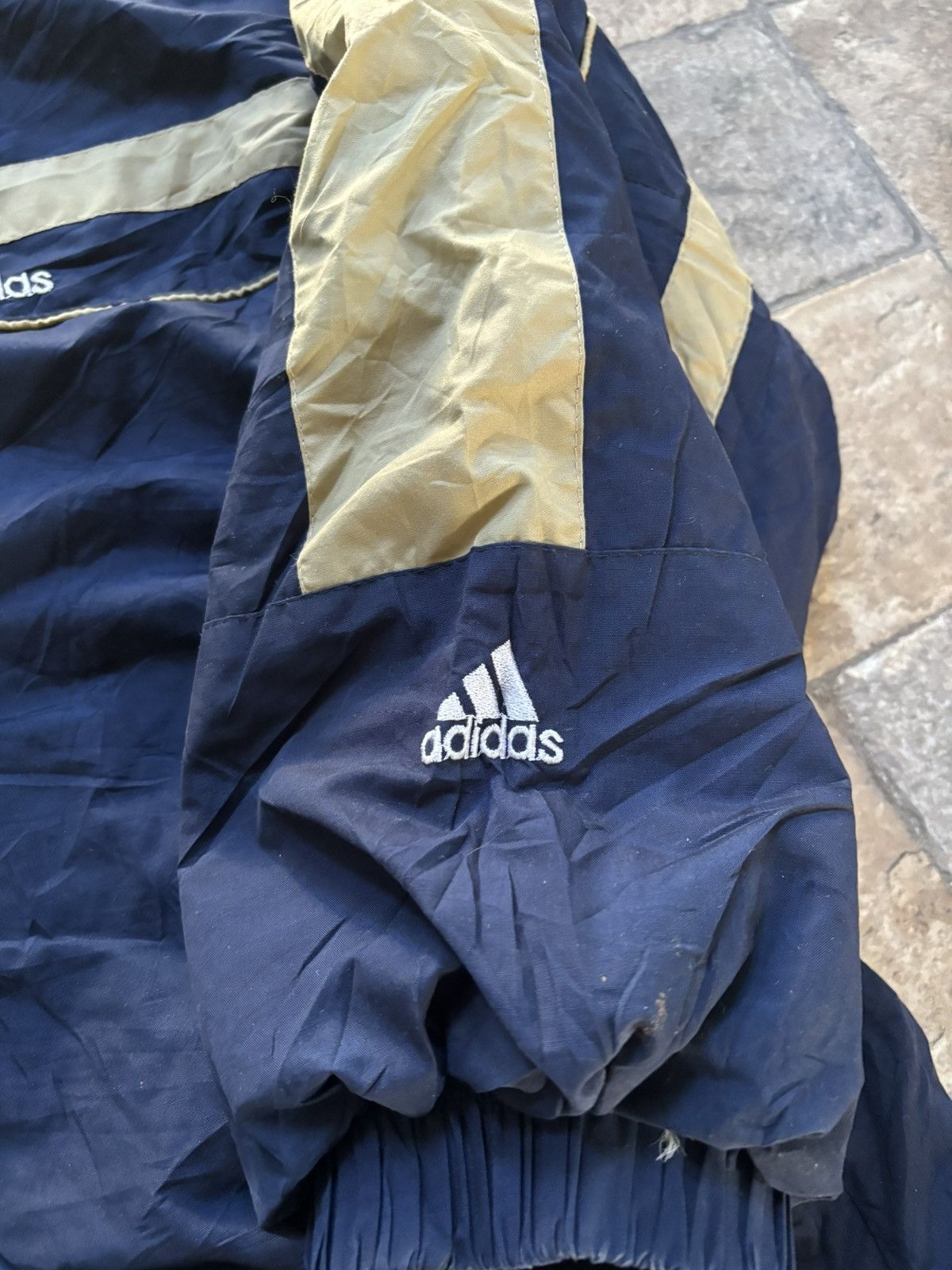Adidas Men’s Vintage Adidas Jacket Size US L / EU 52-54 / 3 - 3 Thumbnail
