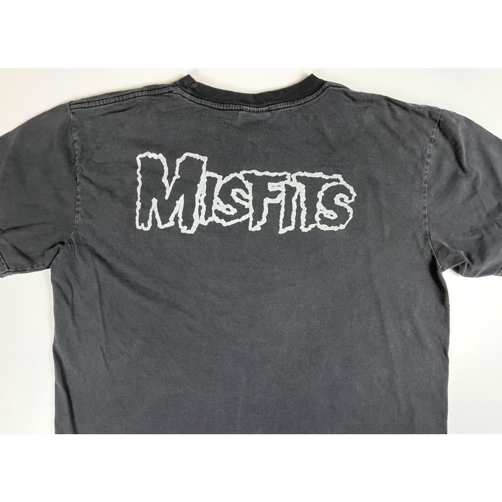 Vintage VINTAGE Misfits Legacy of Brutality T-Shirt Mens XL Black 1999 90s Punk Rock Band THUNDER XS? Size US XL / EU 56 / 4 - 4 Thumbnail