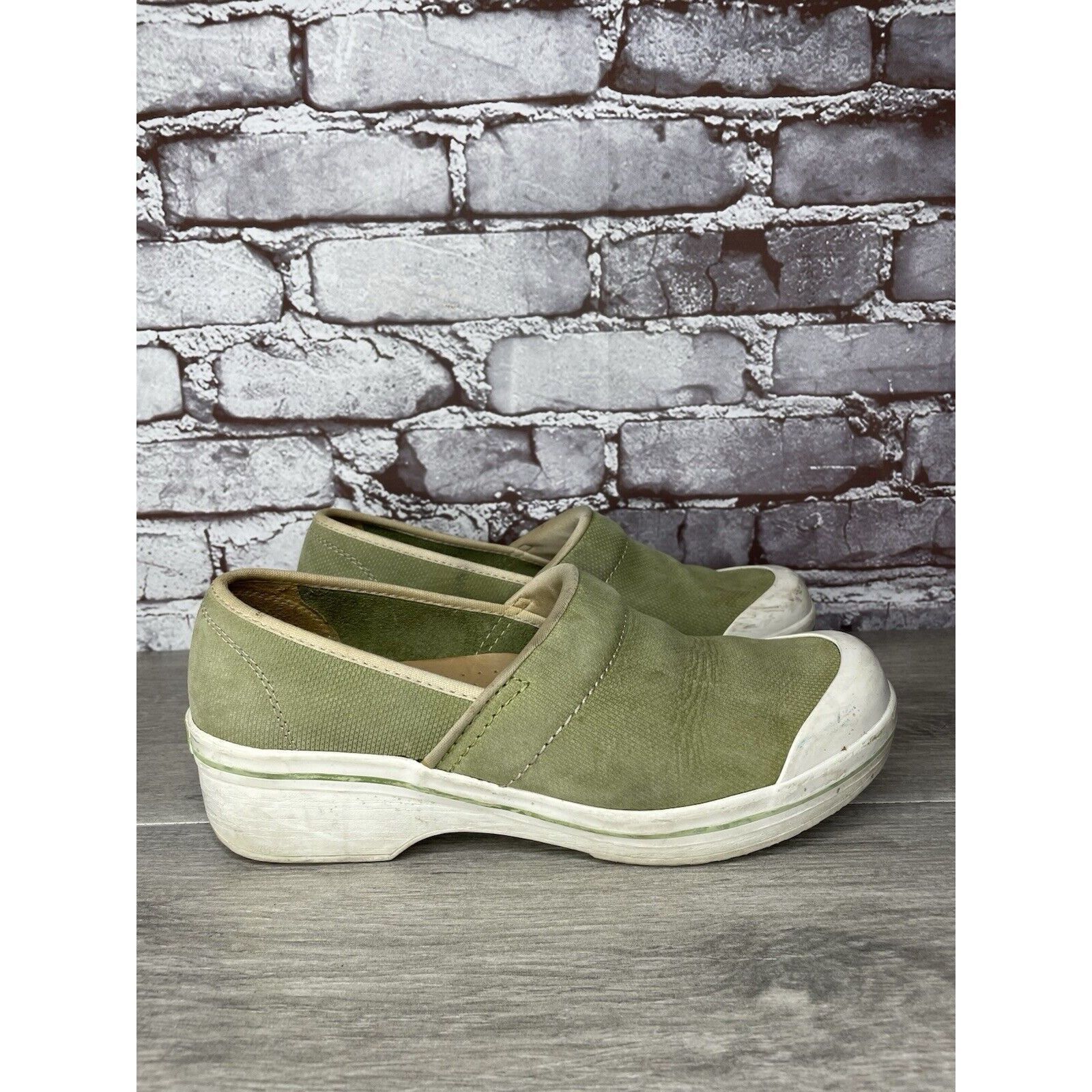Other Dansko Green White Canvas Slip Resistant Clogs Work Shoes Wo Size US 9.5 / IT 39.5 - 3 Thumbnail