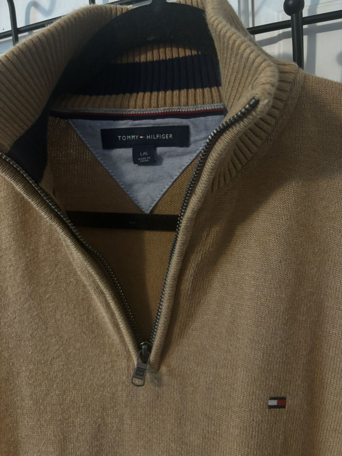Tommy Hilfiger Vintage Tommy Hilfiger Sweater Old Money Size US L / EU 52-54 / 3 - 3 Thumbnail