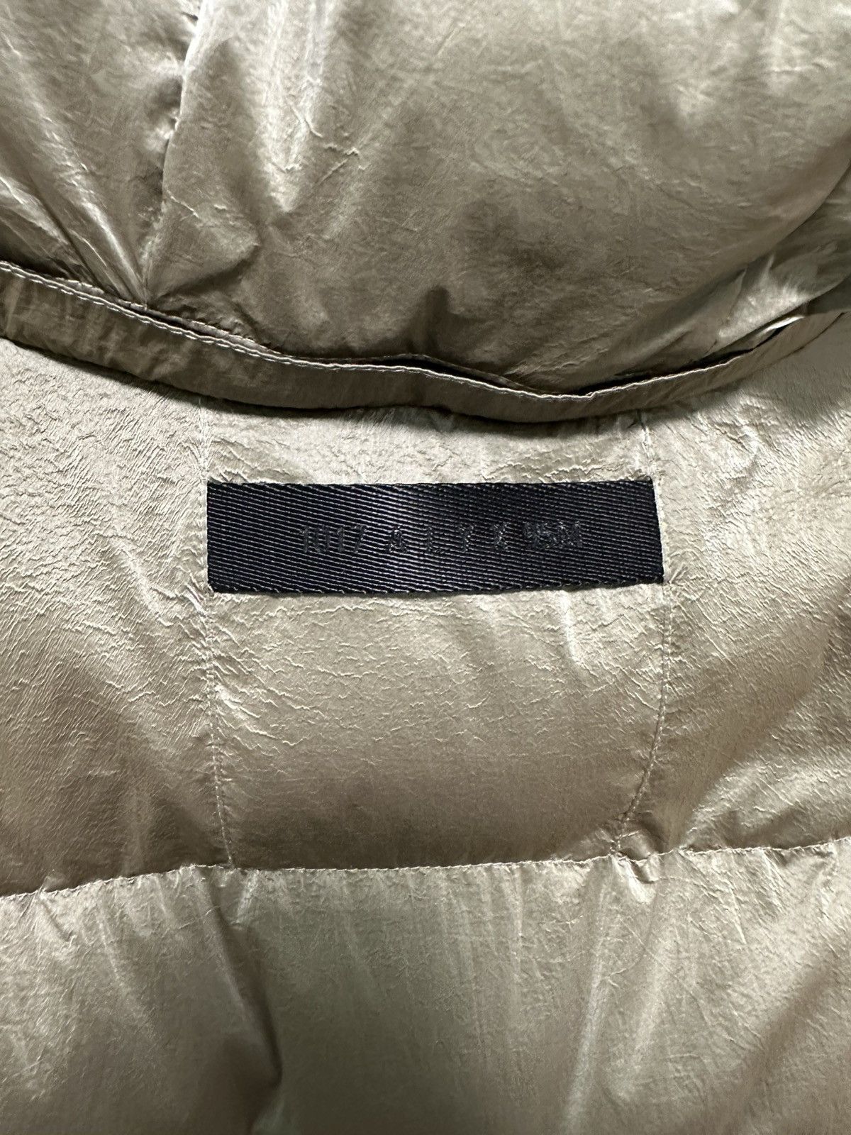 1017 ALYX 9SM 1017 ALYX 9SM Nightrider Puffer Jacket — Green — Size L Size US L / EU 52-54 / 3 - 6 Thumbnail