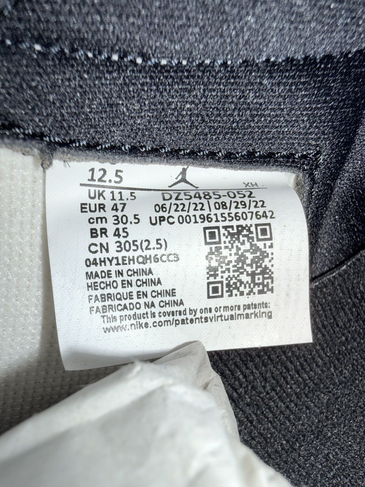 Jordan Brand Nike 1985 Air Jordan 1 “White Cement” Retro OG high top, NEW Size US 12.5 / EU 45-46 - 20 Thumbnail