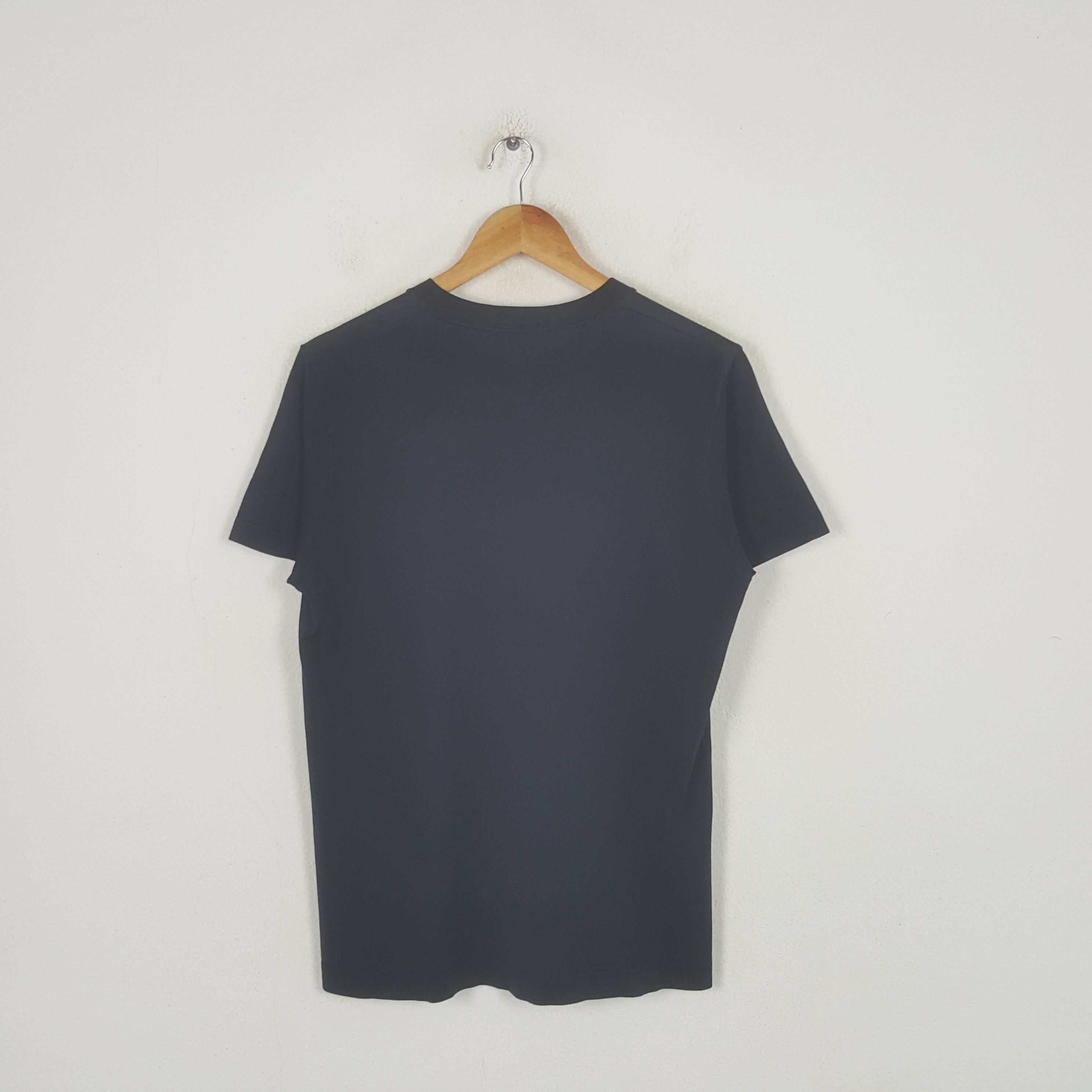 Burberry Vintage Burberry London Designer Brand Tshirt RR30 Size US M / EU 48-50 / 2 - 3 Thumbnail