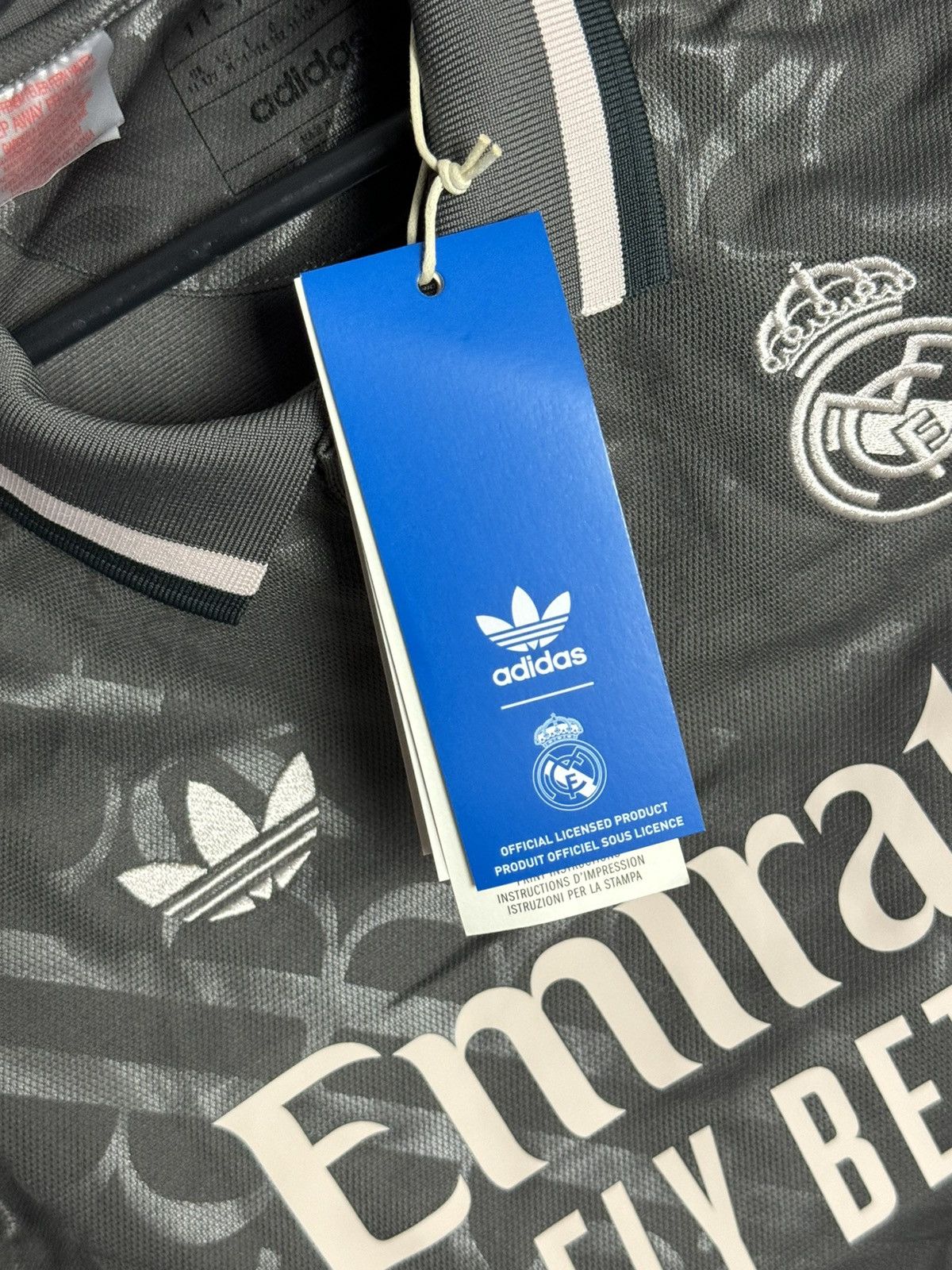 Adidas KIDS New Real Madrid 24/25 Third Valverde Football Jersey Size US XS / EU 42 / 0 - 9 Thumbnail