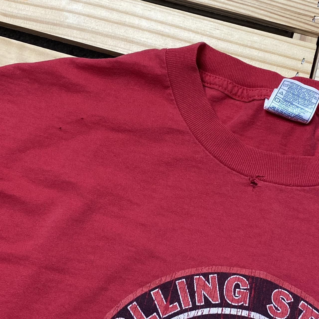 AAA Vintage Rolling Stones 2004 Red Thrashed Band Tee Size Large Size US L / EU 52-54 / 3 - 4 Thumbnail