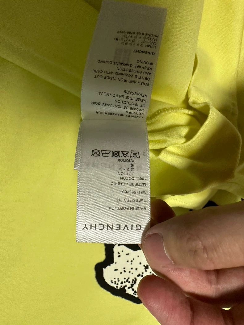 Givenchy Givenchy Smiley Face Short Sleeve Size US S / EU 44-46 / 1 - 6 Thumbnail