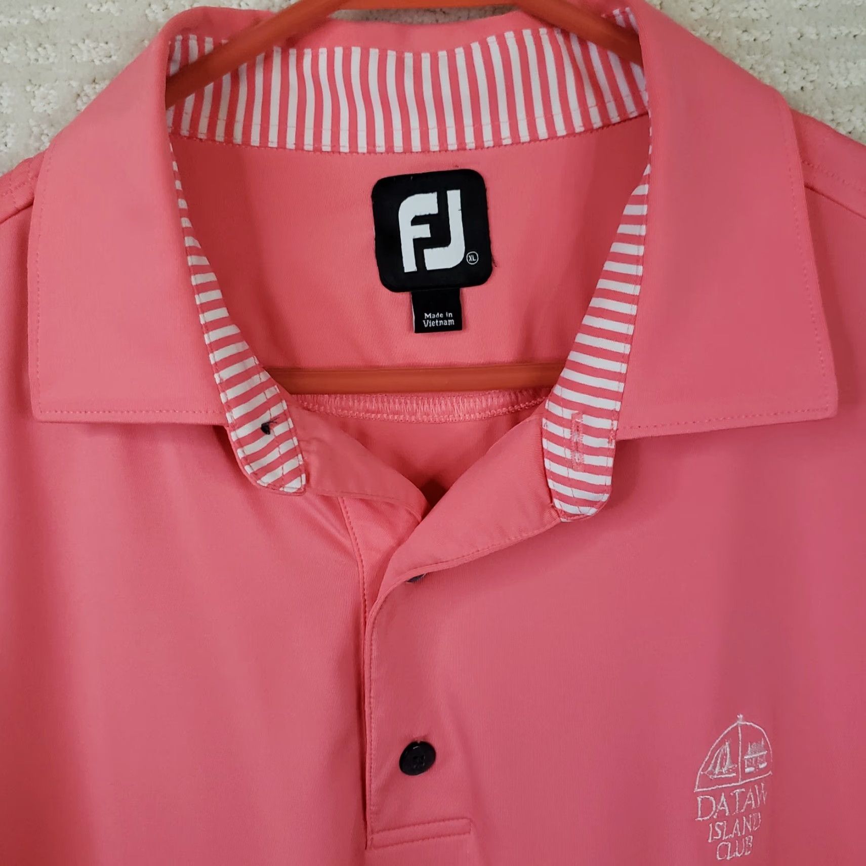 Footjoy FootJoy Men's Polo Shirt XL Coral Pink Dataw Island Embroidered Golf Shirt Short Sleeve Solid Pattern Size US XL / EU 56 / 4 - 4 Thumbnail