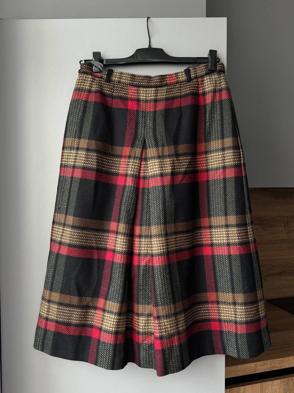Burberry Vintage Burberrys Wool Checkered Scotland Skirt Size 30" / US 8 / IT 44 - 3 Thumbnail