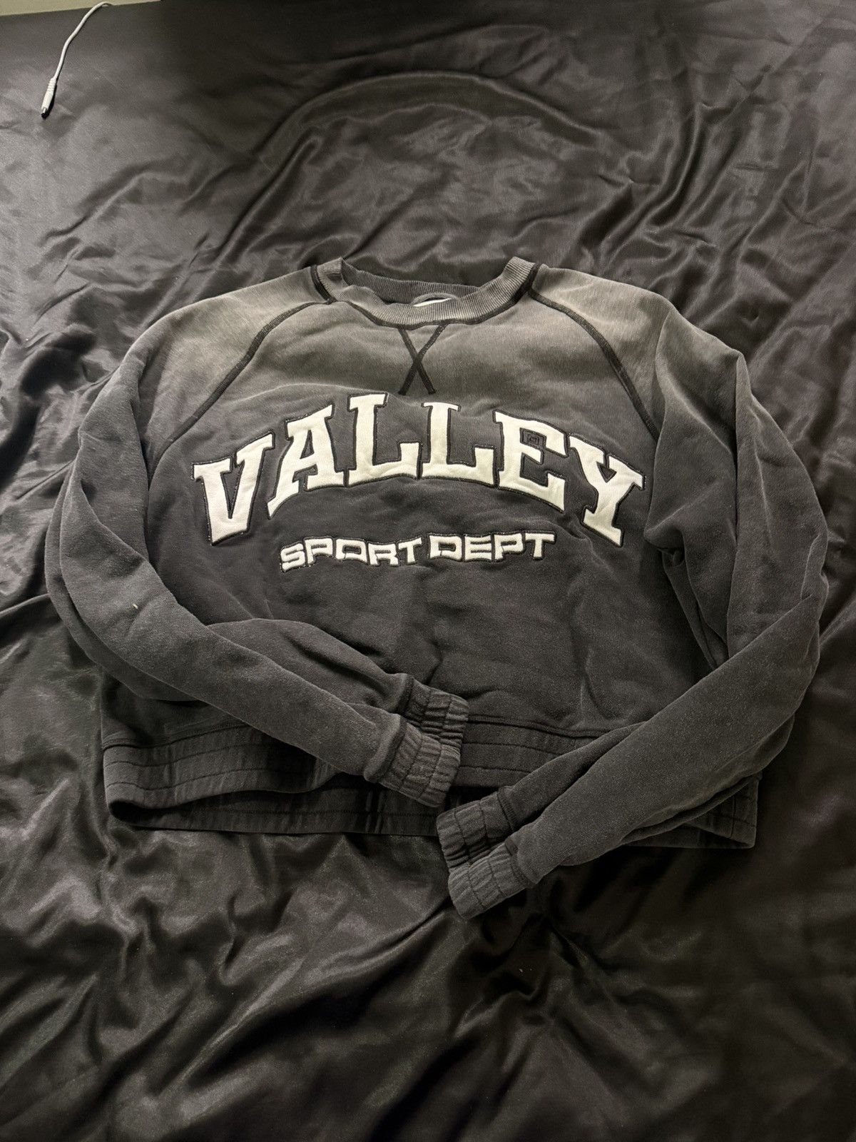 Vale Valley dept sweatshirt black Size US M / EU 48-50 / 2 - 1 Thumbnail