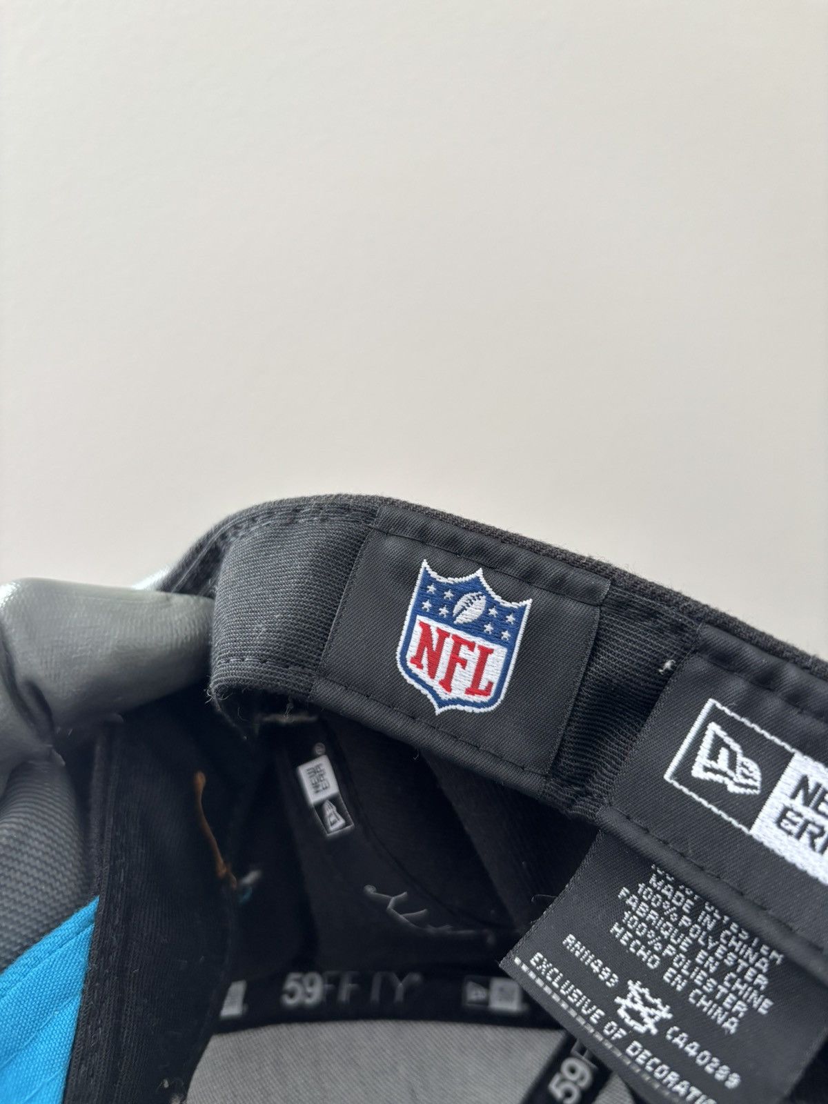 New Era 7 5/8 Carolina Panthers Fitted Hat Size ONE SIZE - 5 Thumbnail