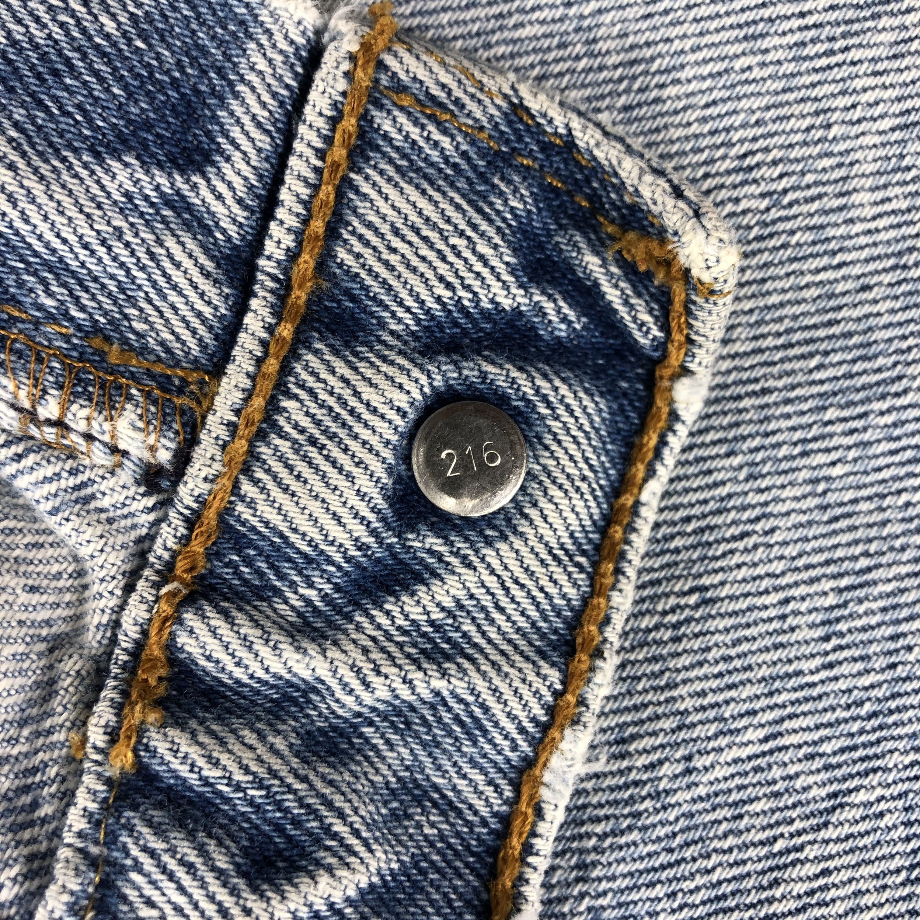 Levi's 90s Vintage Light Wash Levis 521 Jeans-J2672 Size US 30 / EU 46 - 9 Thumbnail