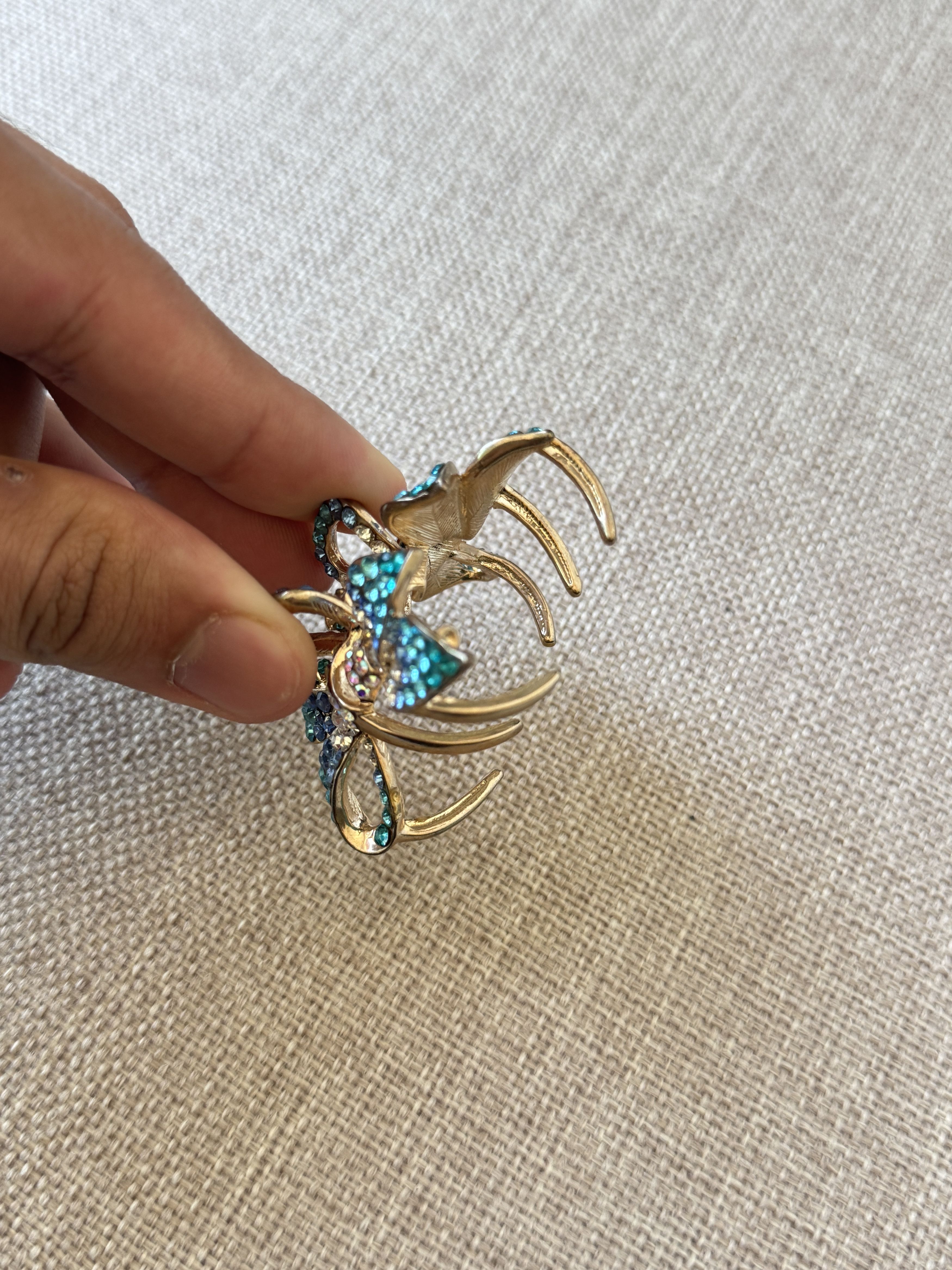 Other Blue Rhinestone Bow Hair Claw Clip Size ONE SIZE - 5 Thumbnail
