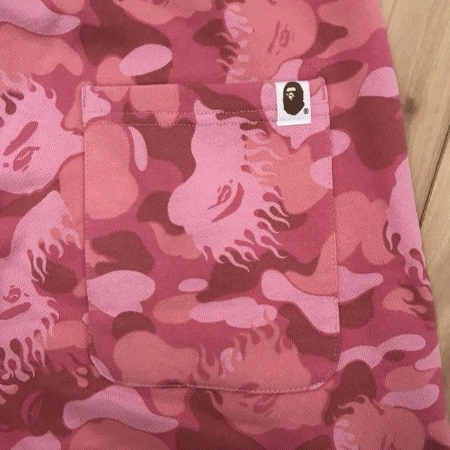 Bape BAPE Fire camo pink sweat shorts a bathing ape flame size XL Size US 36 / EU 52 - 5 Thumbnail
