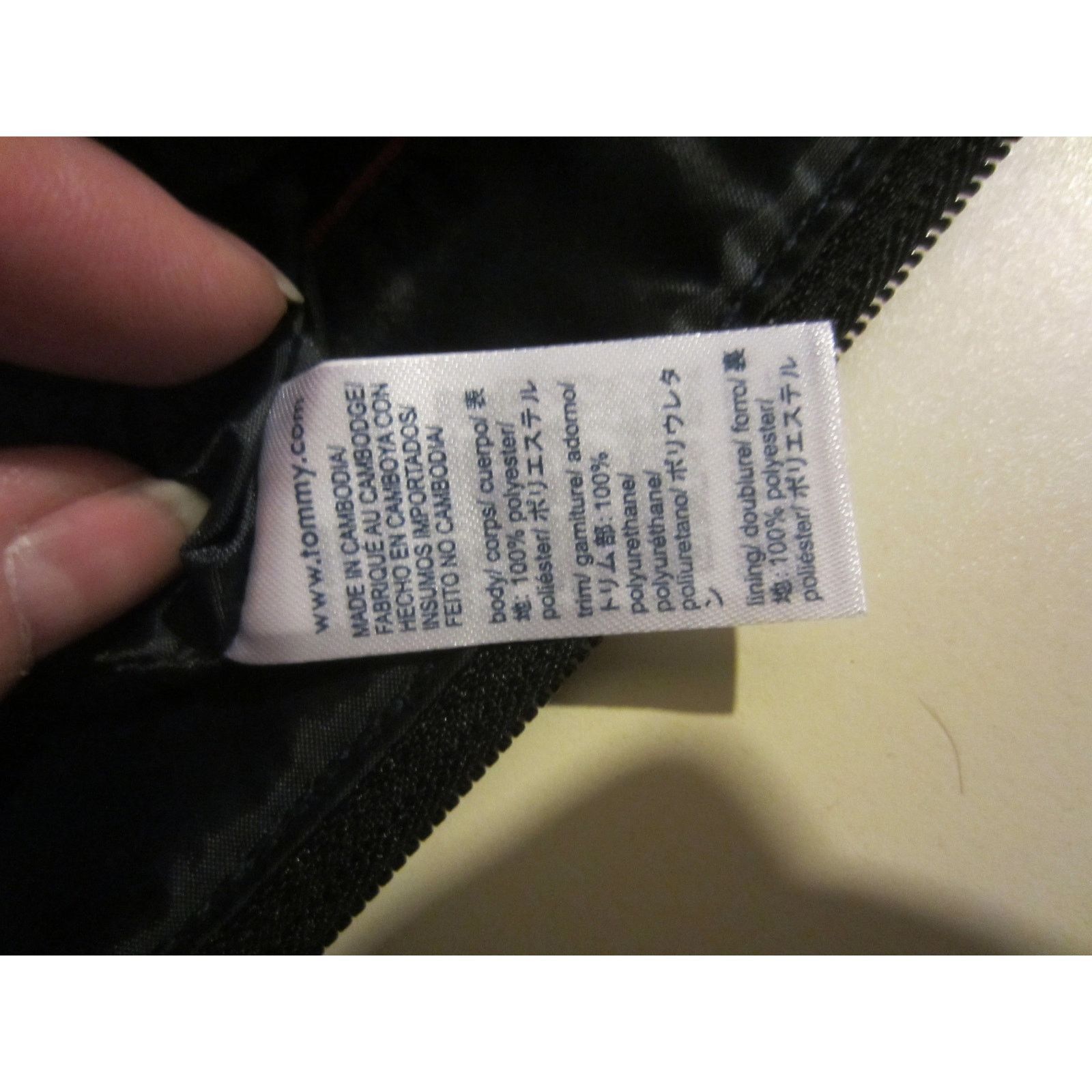 Tommy Hilfiger Y2K Streetwear Monogram Crossbody Bag Black White Size ONE SIZE - 9 Thumbnail