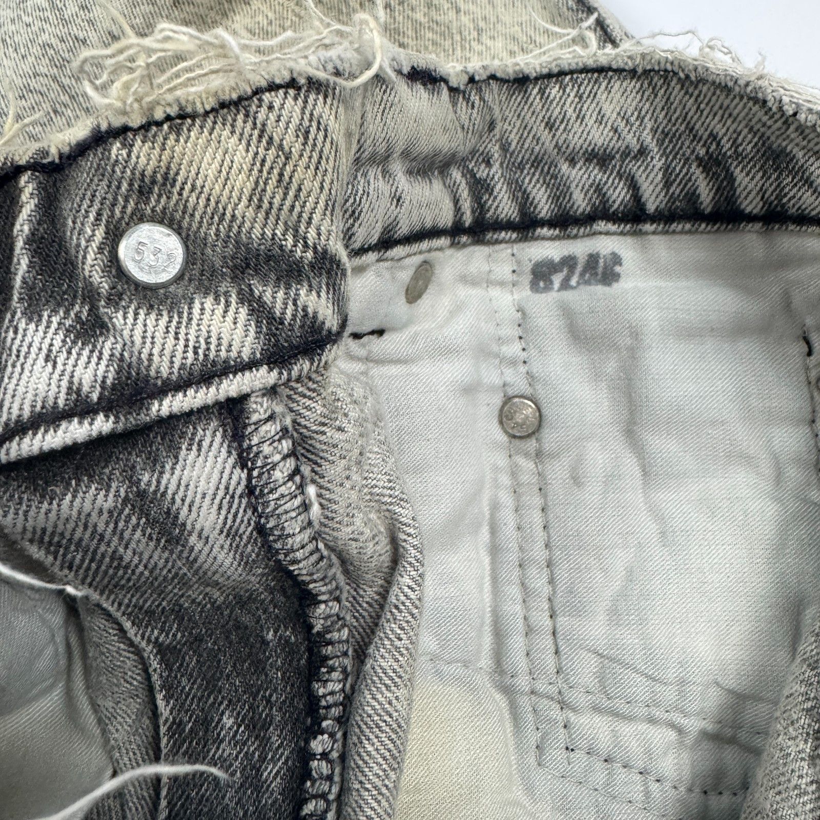 Levi's Vtg Levi's 505 Acid Wash USA Distressed Jeans 32 Size US 32 / EU 48 - 18 Thumbnail