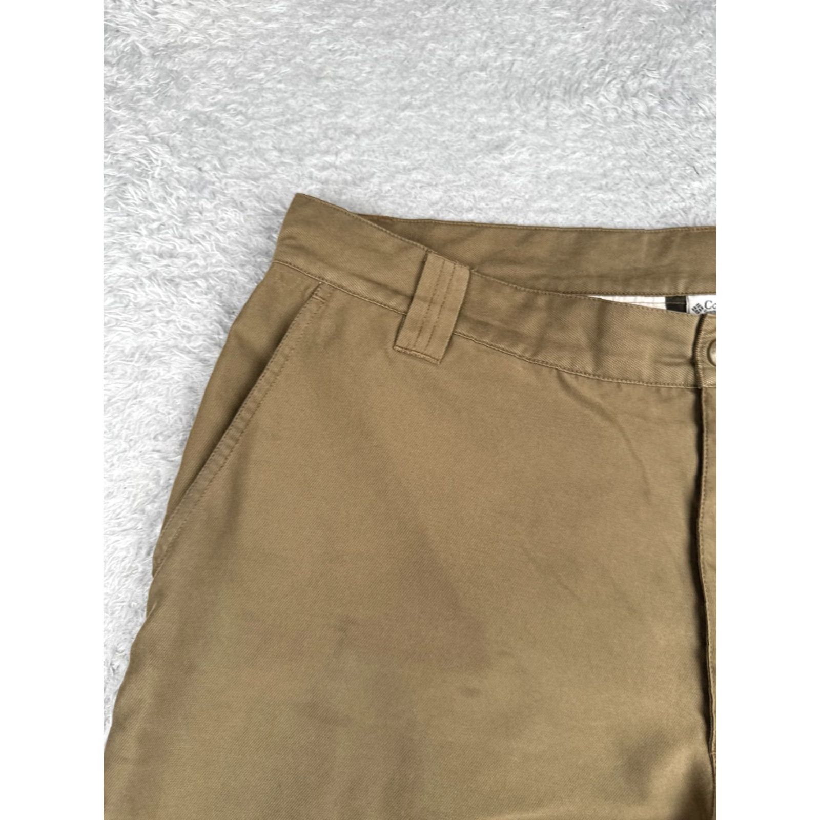 Vintage VINTAGE Columbia Shorts Men 38 Beige Cargo GRT 100% Polyester Hike Camp 38x11 Size US 38 / EU 54 - 4 Thumbnail