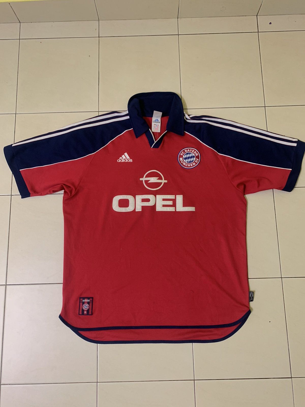 Bayern Munchen 1999-01 Jersey
