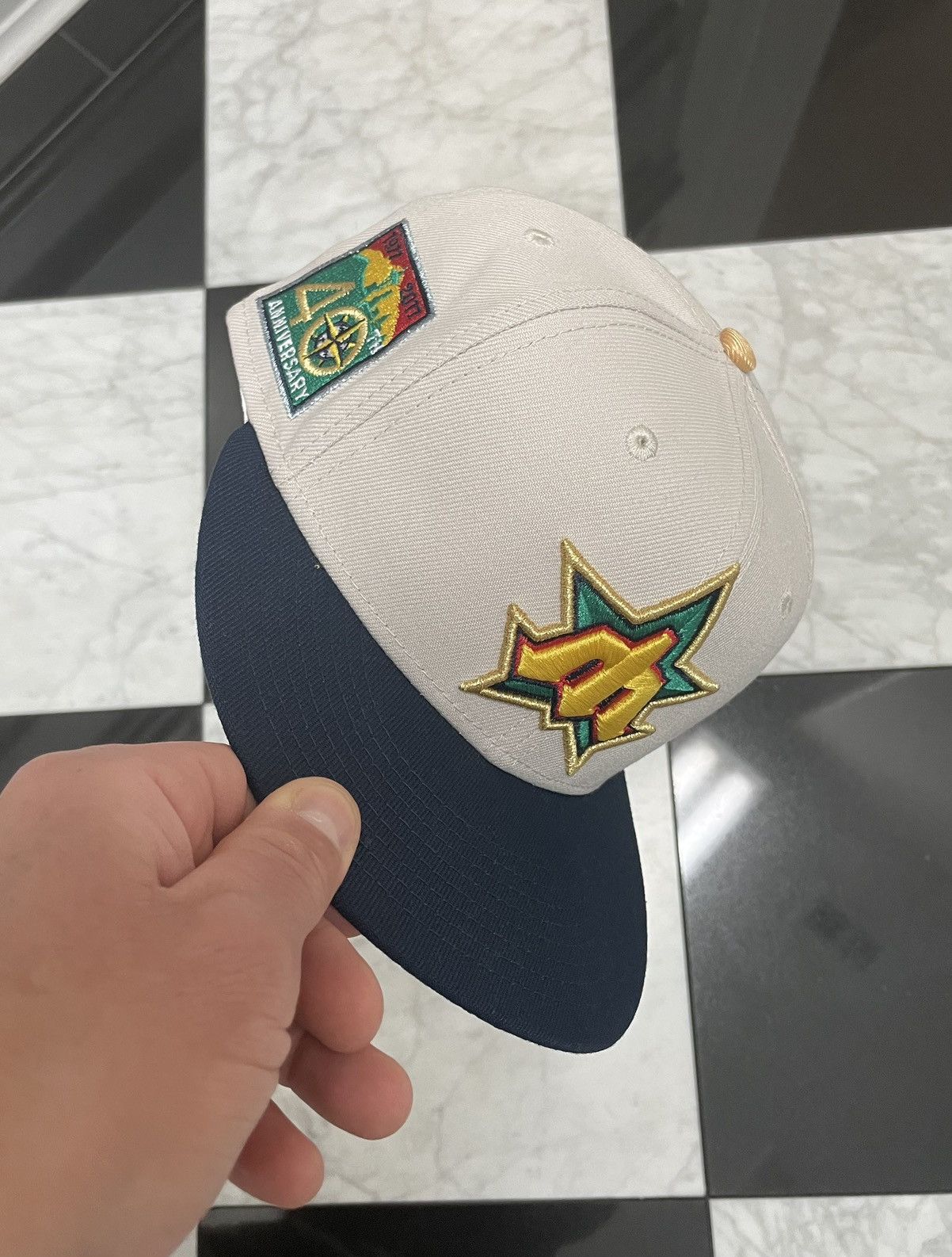 New Era 🔥 Exclusive Mariners fitted hat size 7 Size ONE SIZE - 2 Thumbnail