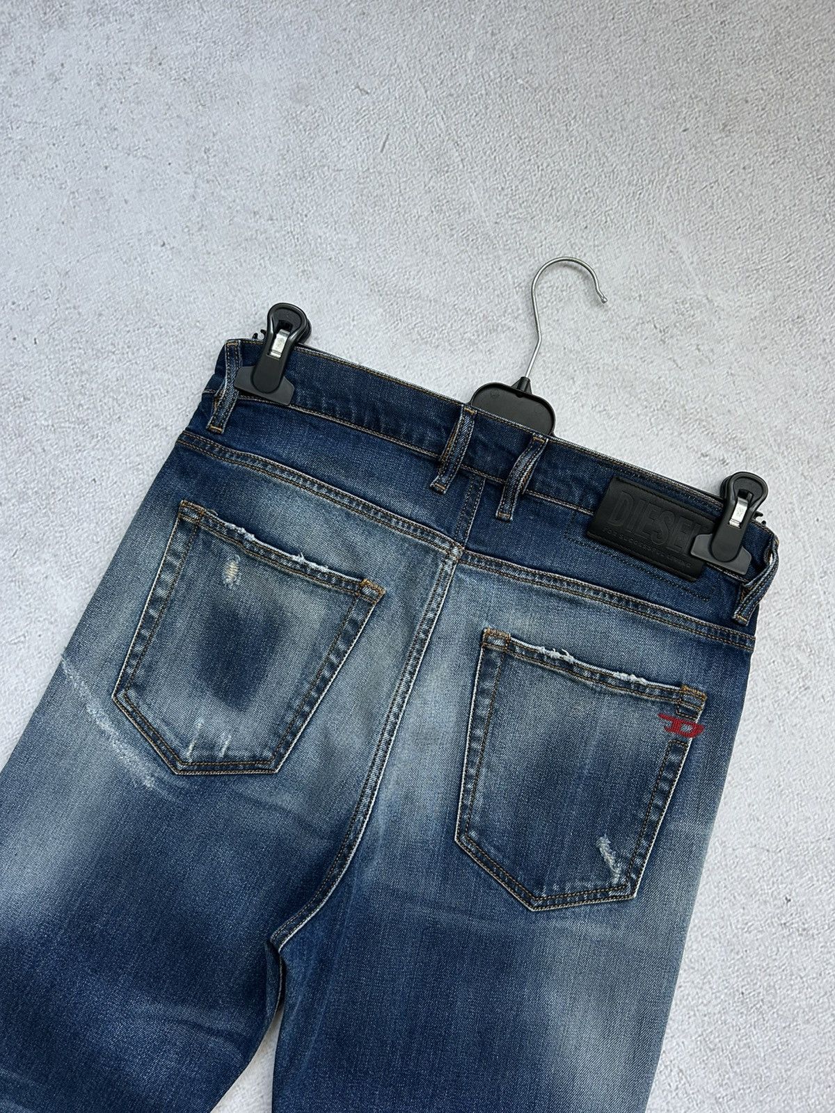 Diesel Diesel Premium destroyed denim man’s jeans Size US 29 - 12 Thumbnail