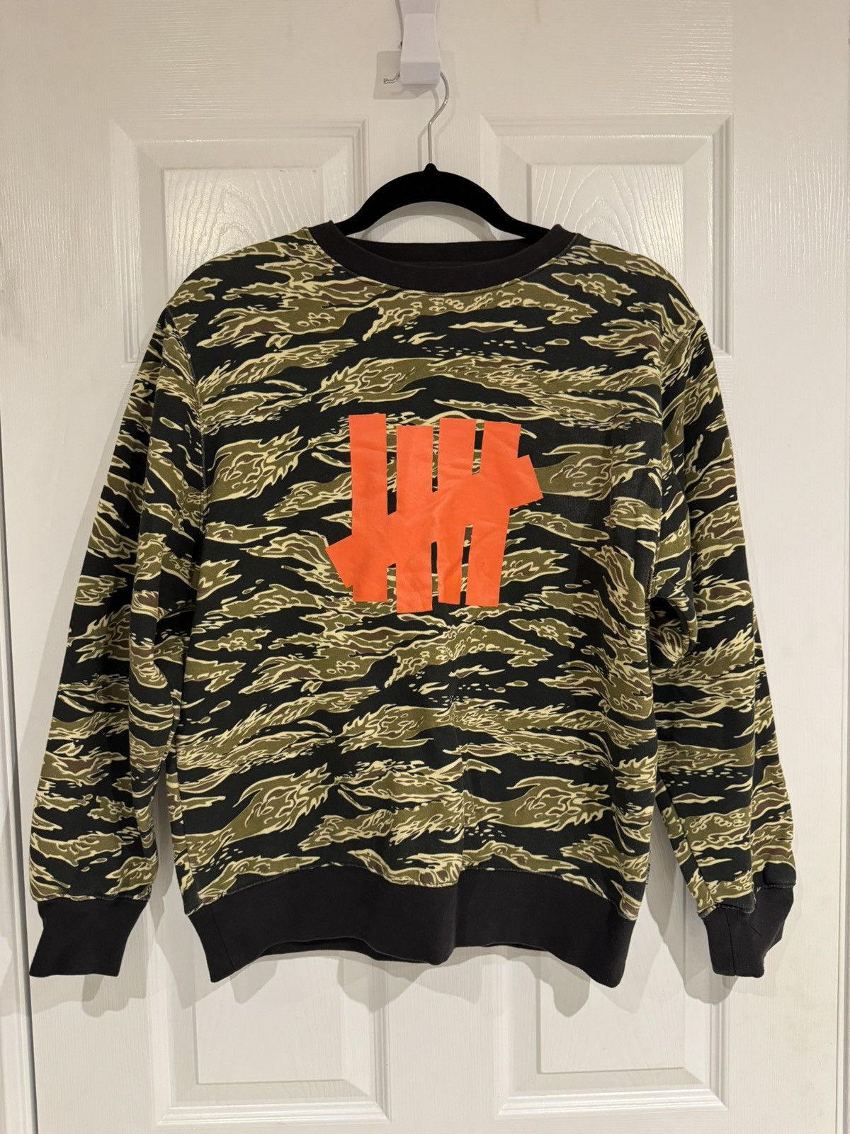 Undefeated Undefeated tiger camo crewneck Size US S / EU 44-46 / 1 - 1 Thumbnail