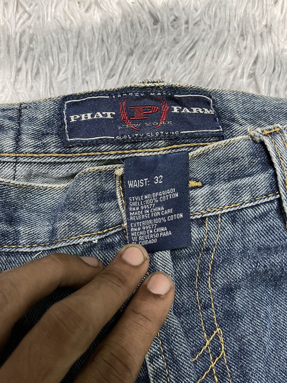 Phat Farm × Vintage 90s PHAT FARM BAGGY CARPENTER DISTRESSED DENIM Size US 31 - 7 Thumbnail
