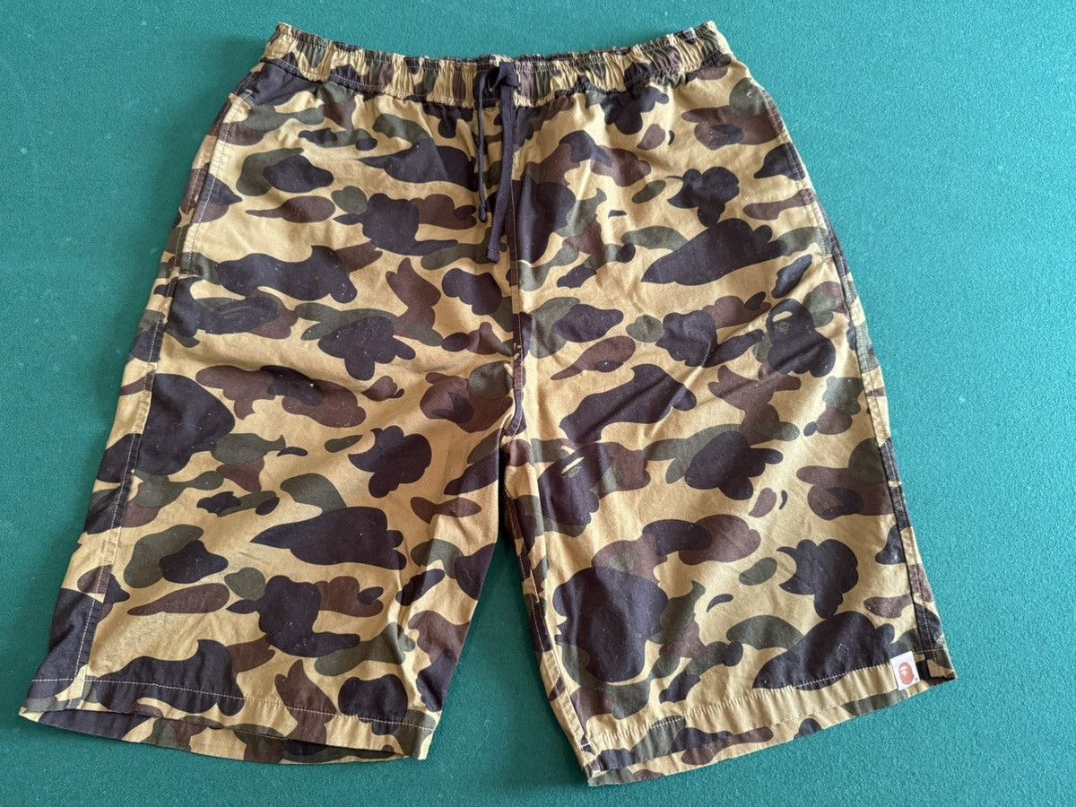 Bape Bape 1st camo drawstring shorts Size US 34 / EU 50 - 1 Thumbnail