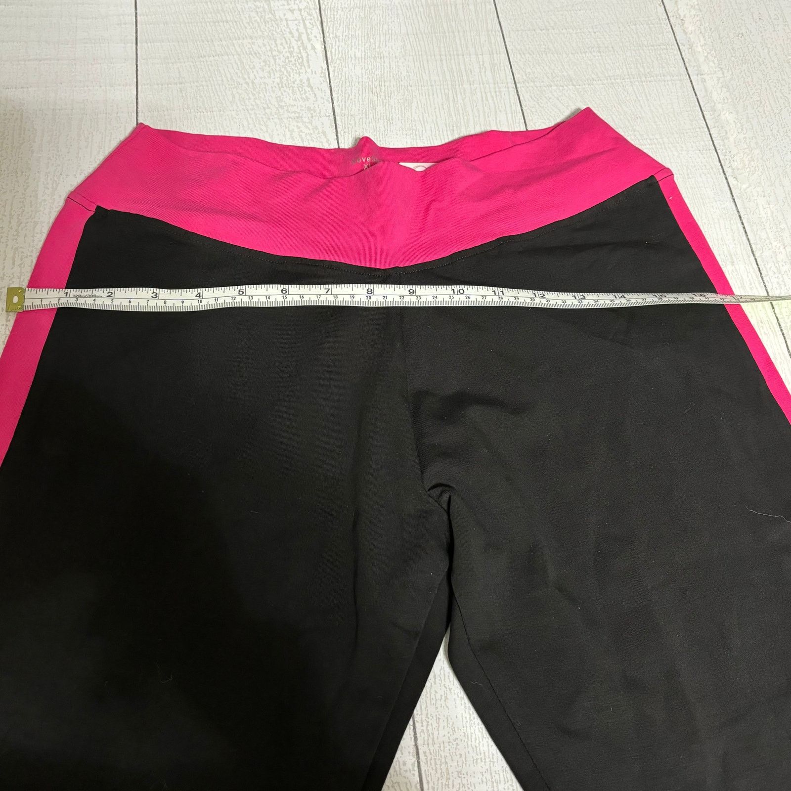 Other iLoveSia Black Capri Leggings XL NWT Size 26" / US 2 / IT 38 - 11 Thumbnail