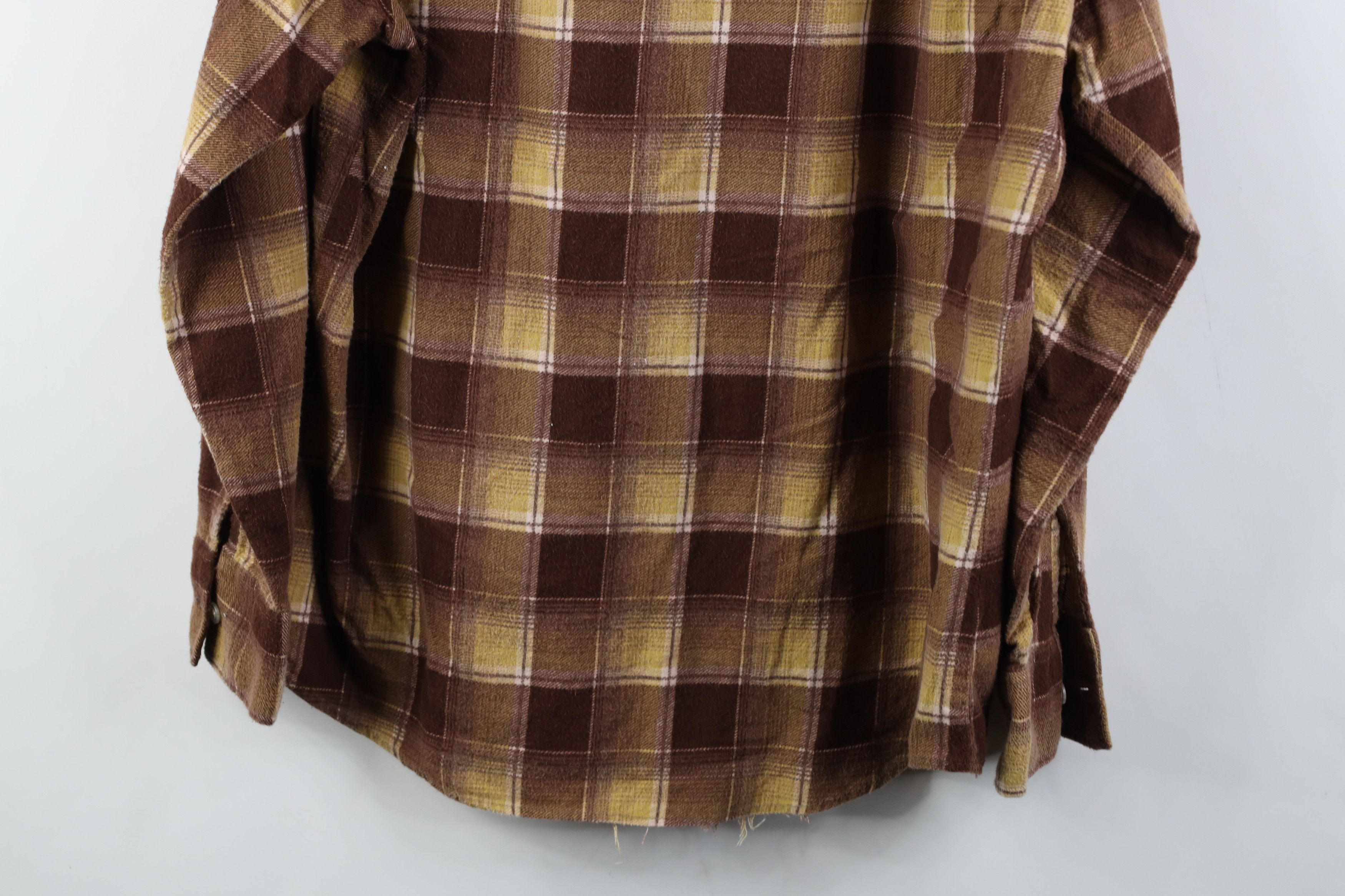 Vintage Vintage 70s Streetwear Flannel Collared Button Shirt Plaid Size US L / EU 52-54 / 3 - 12 Thumbnail