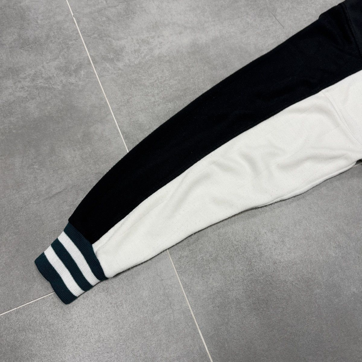 Christian Dior Monsieur × Vintage Vintage Christian Dior Monsieur Track Jacket Size M Size US M / EU 48-50 / 2 - 4 Thumbnail