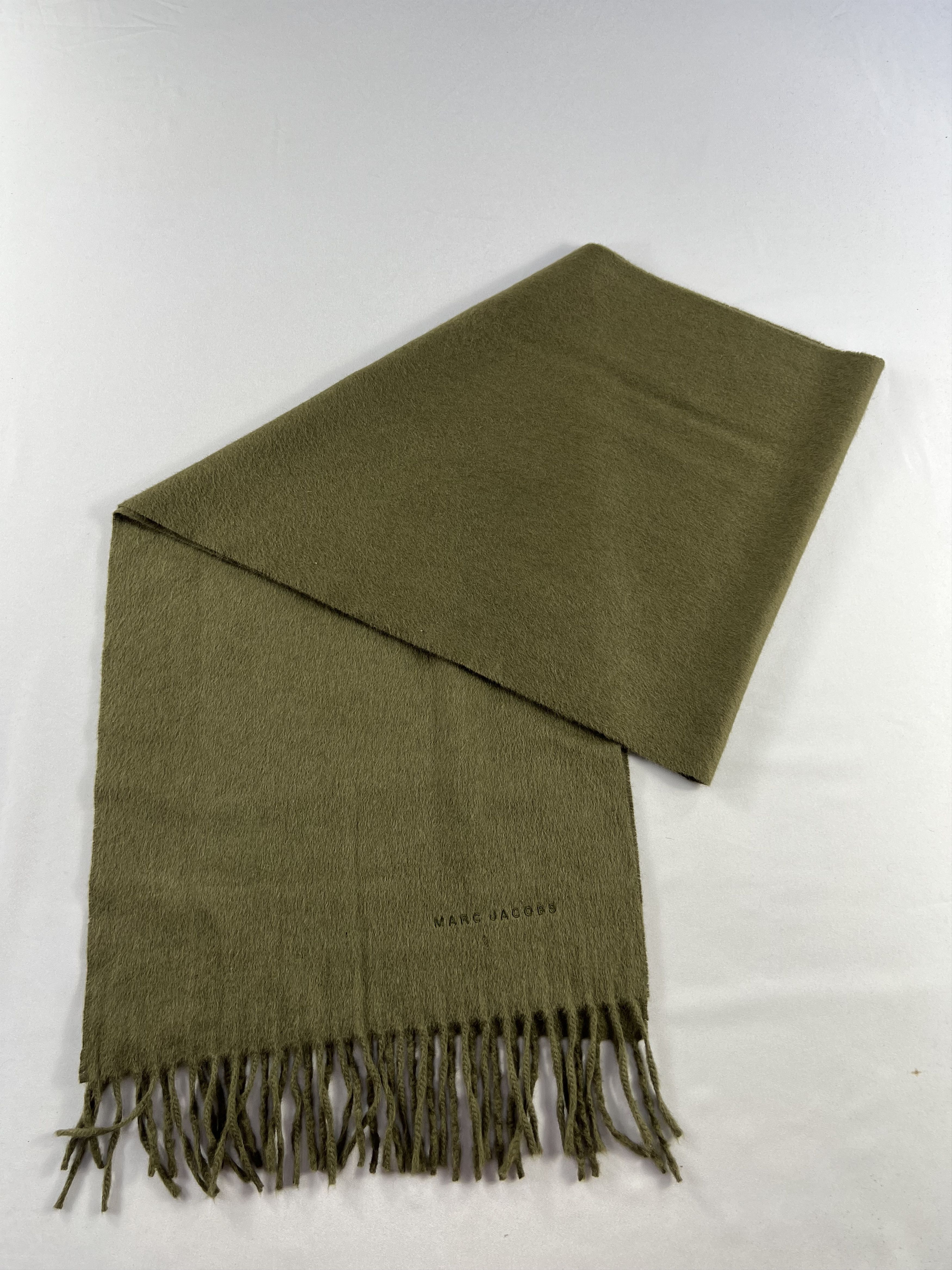 Marc Jacobs Marc Jacob Angora Scarf / Muffler / Neckwear P1001 Size ONE SIZE - 6 Thumbnail