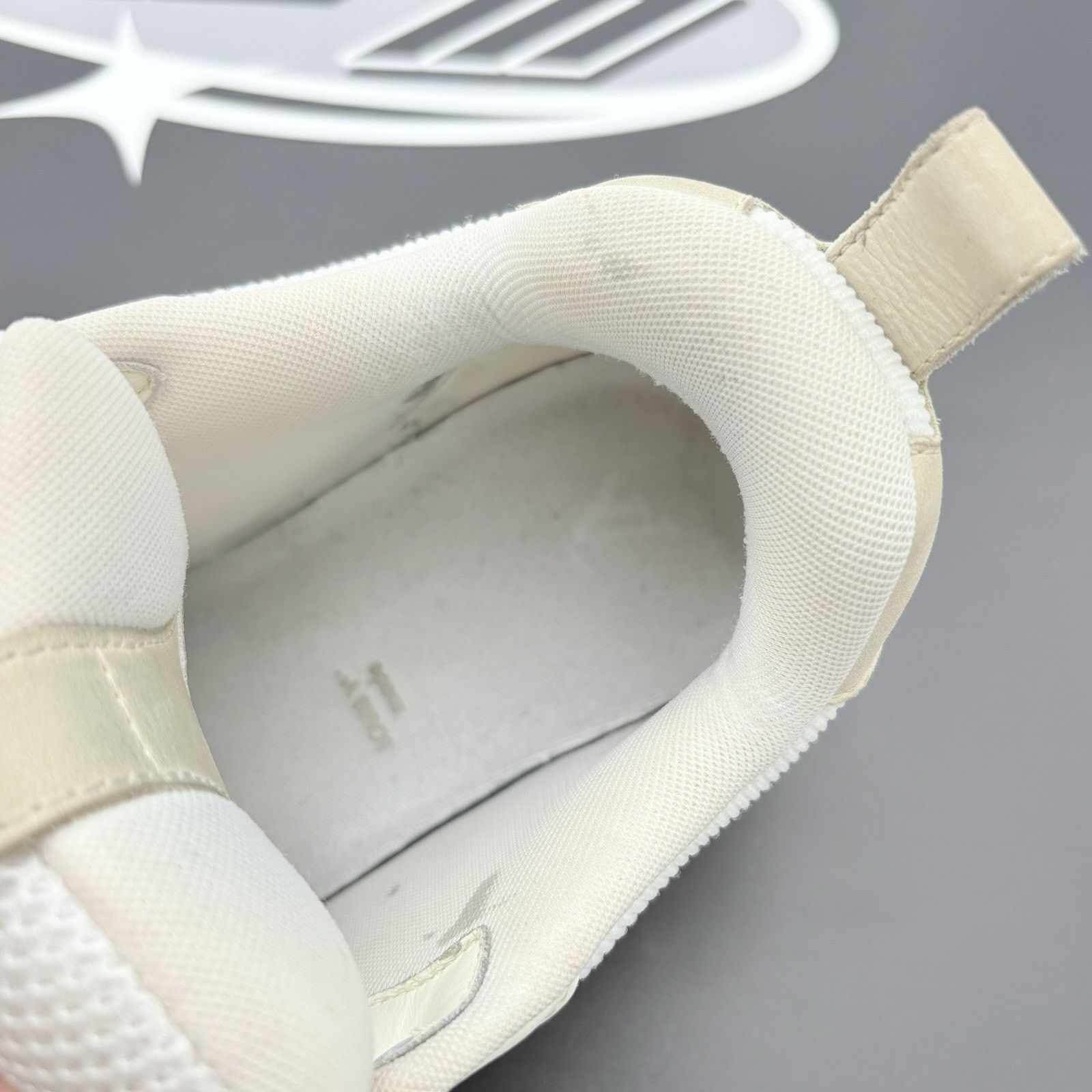 Louis Vuitton Louis Vuitton Skate ' Beige White ' | GREAT COND! Size US 8.5 / EU 41-42 - 6 Thumbnail