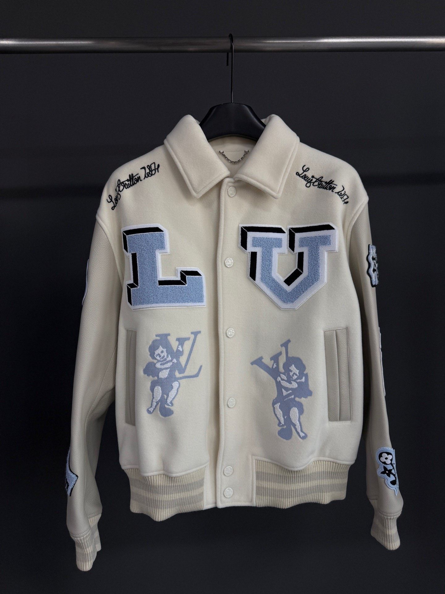 Louis Vuitton Louis Vuitton Blue Light Jacket 50 Men Size US XL / EU 56 / 4 - 1 Thumbnail