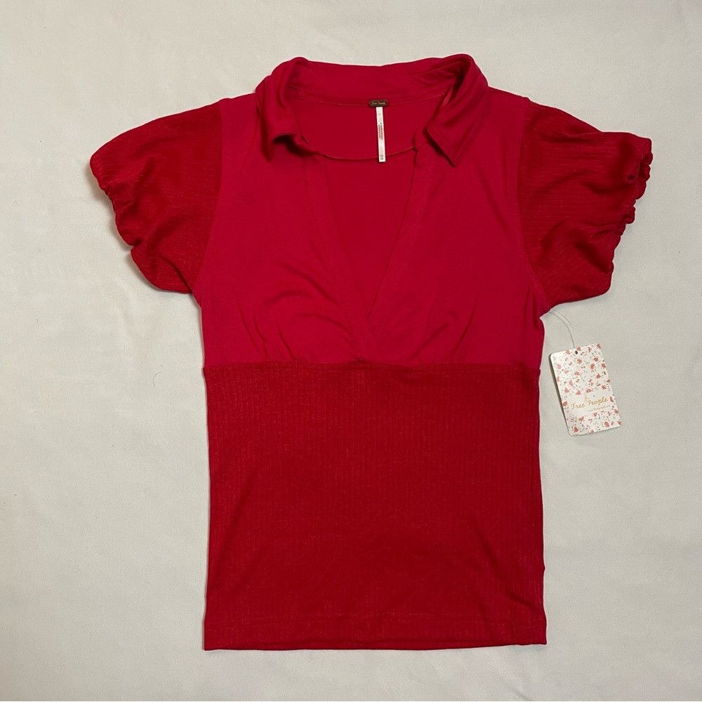 Free People NWT New Free People Molly Red Ribbed Short Sleeve Surplice Size XS / US 0-2 / IT 36-38 - 6 Thumbnail