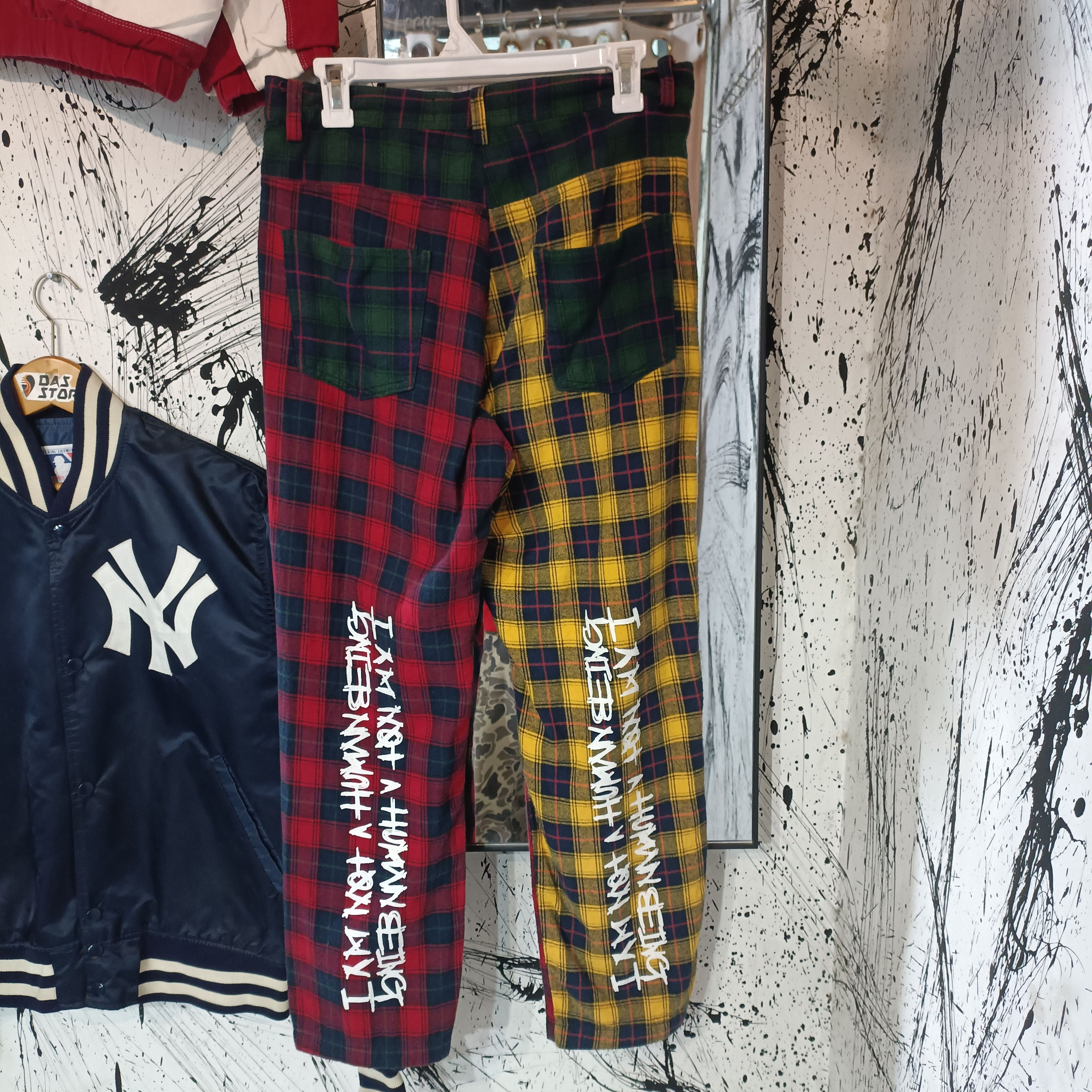 I Am Not A Human Being Iam not a human being Plaid Checkered Size US 32 / EU 48 - 1 Thumbnail
