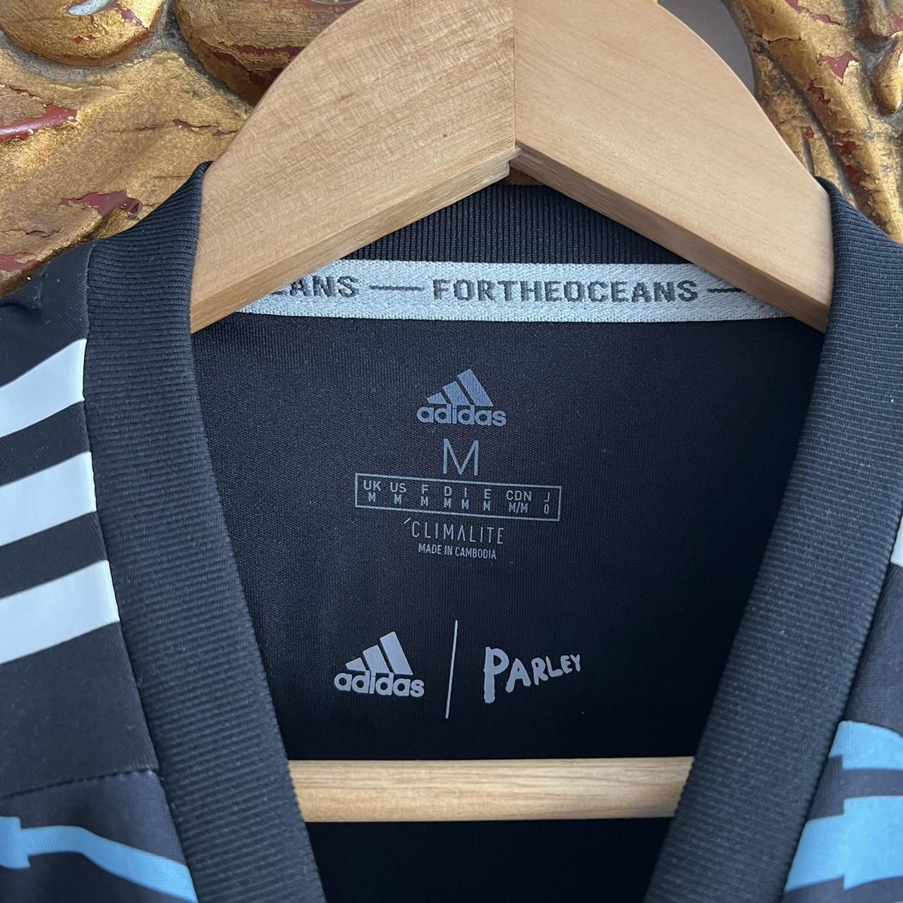 Adidas Adidas Parley Argentina Soccer Jersey 2018 Sz M Size US M / EU 48-50 / 2 - 6 Thumbnail