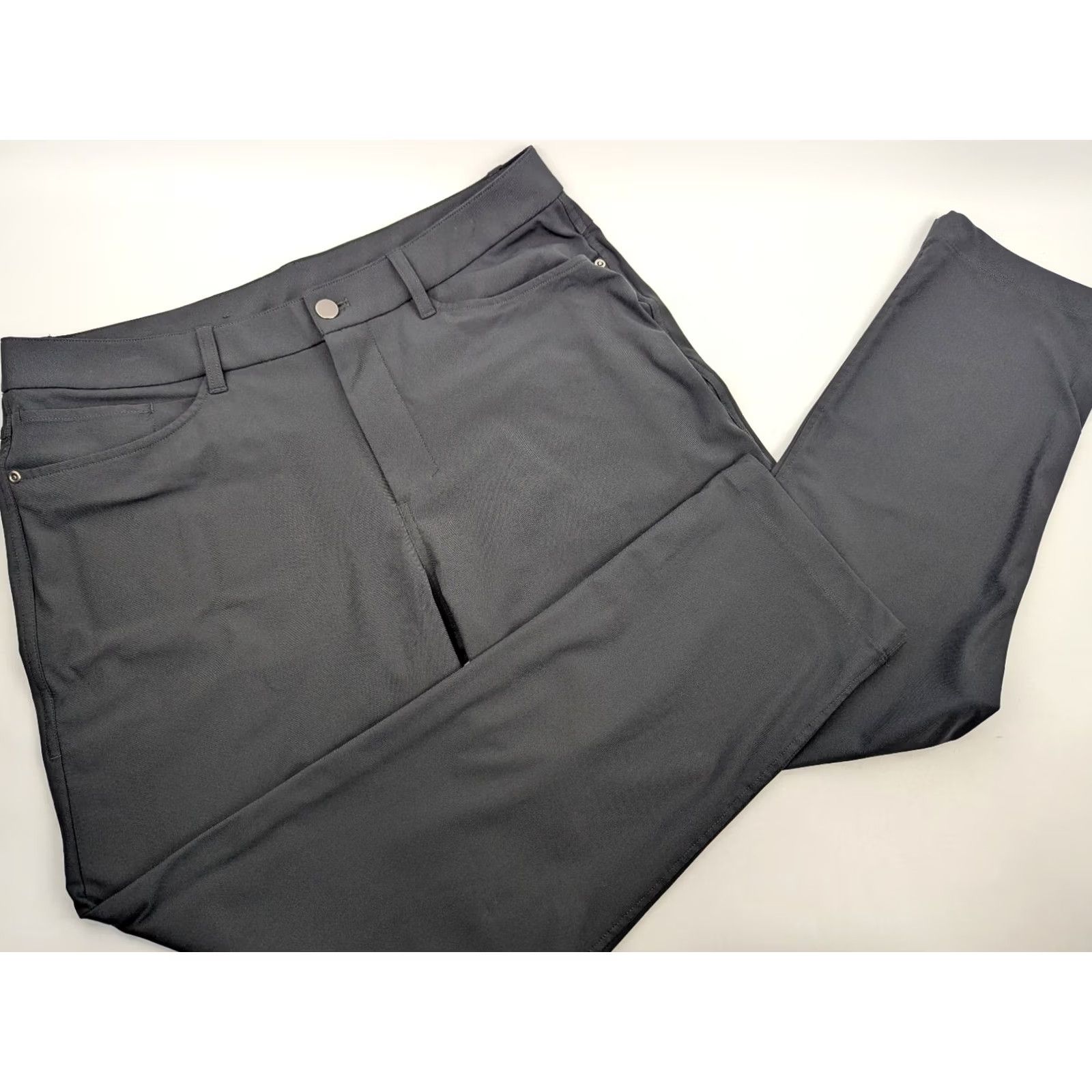 Lululemon Lululemon Pants Men's 34 Gray Classic Fit 5 Pocket Warpstreme LM5AQHS ABDC Chino Tapered Size US 34 / EU 50 - 2 Thumbnail