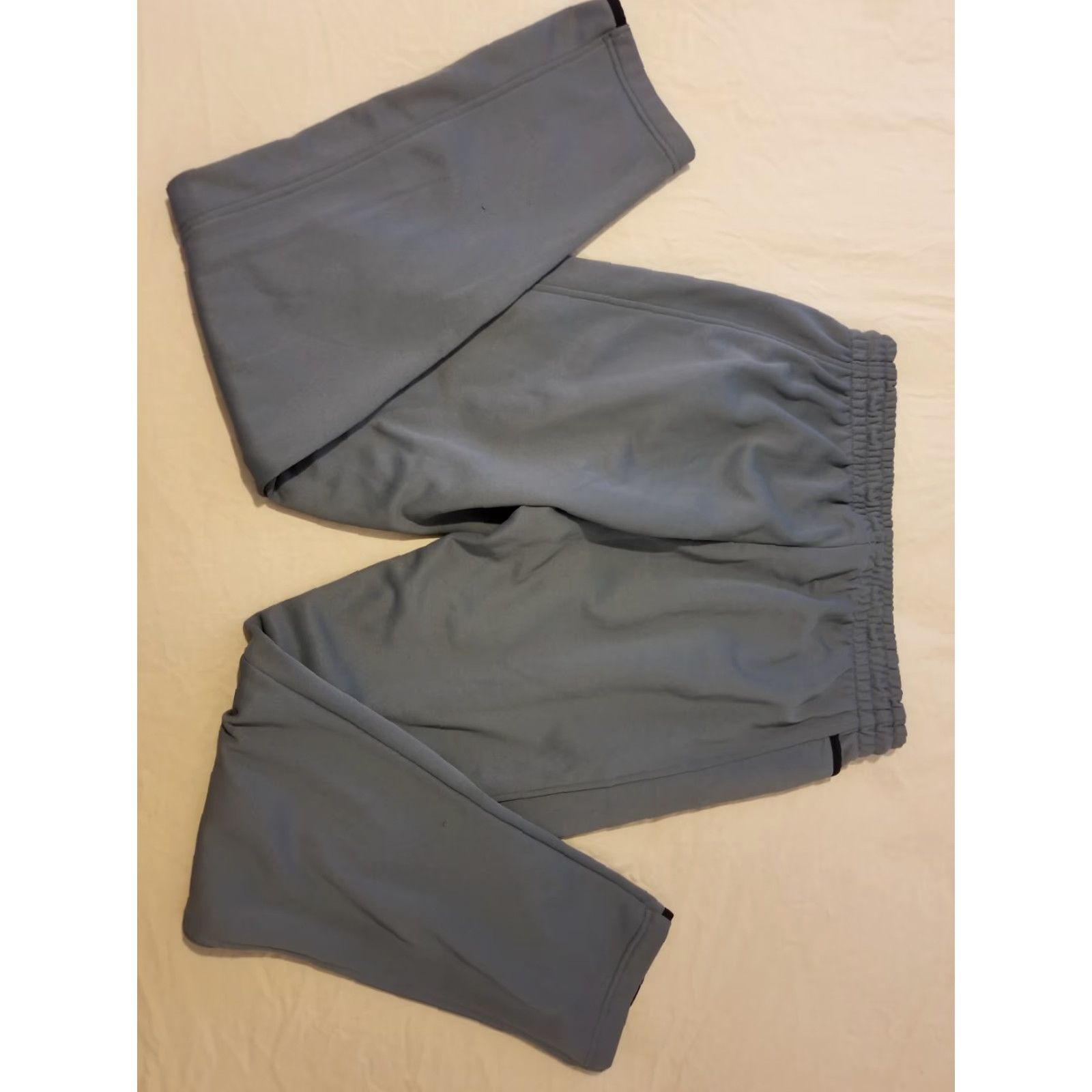 Under Armour Under Armour Pants Mens L Large Gray Athletic Gym Workout Sweatpants Sports Pockets Regular Size Type: Pants Size US 33 - 3 Thumbnail
