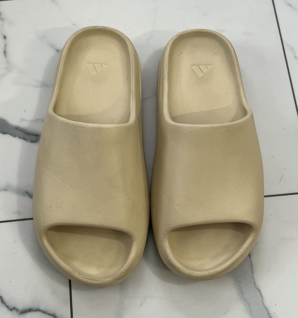 image of Adidas Yeezy Slide “Bone” Size 12 (Used), Men's