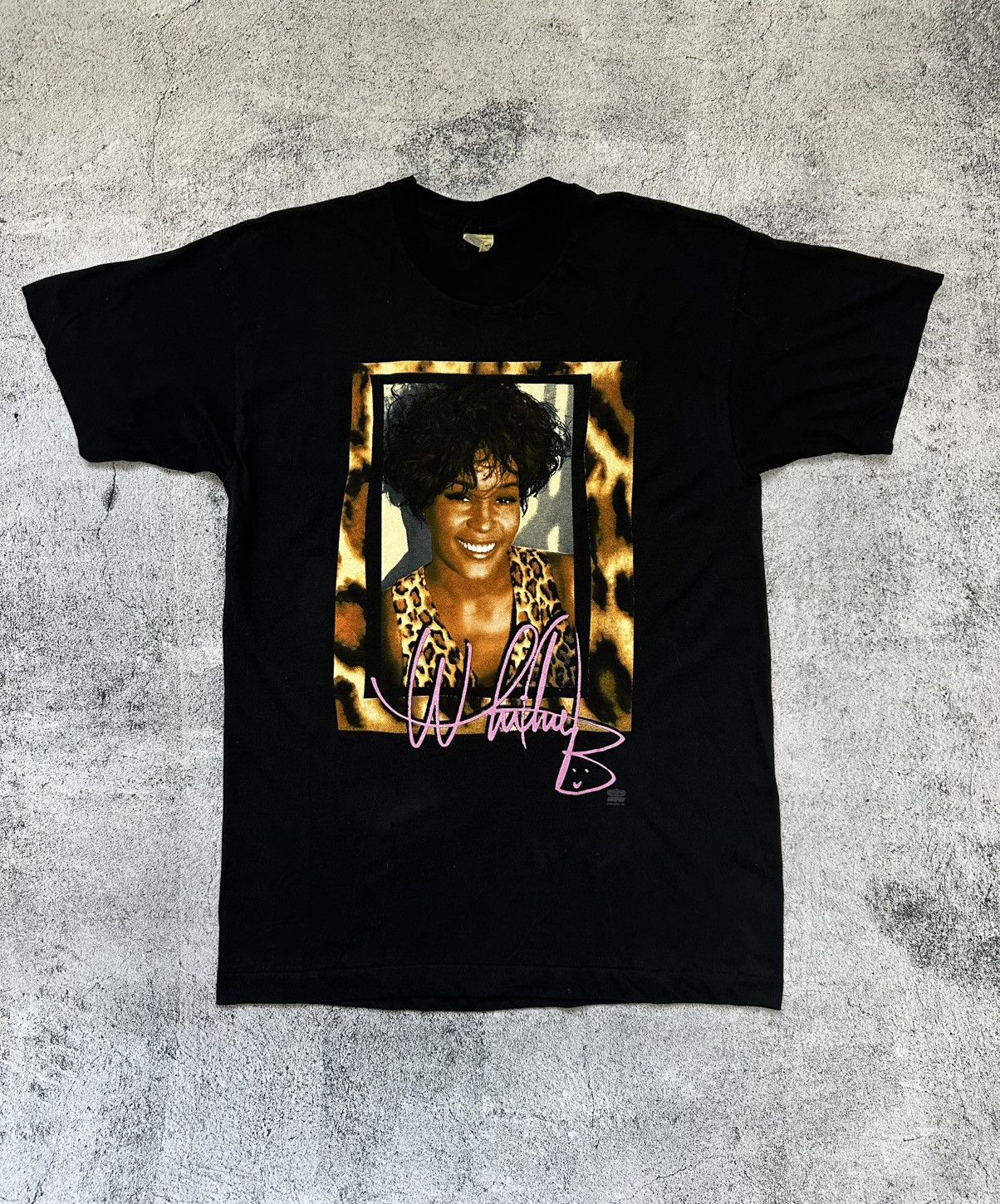 Band Tees 1993 Whitney Houston Vintage T-shirt I Will Always Love You Size US L / EU 52-54 / 3 - 1 Thumbnail