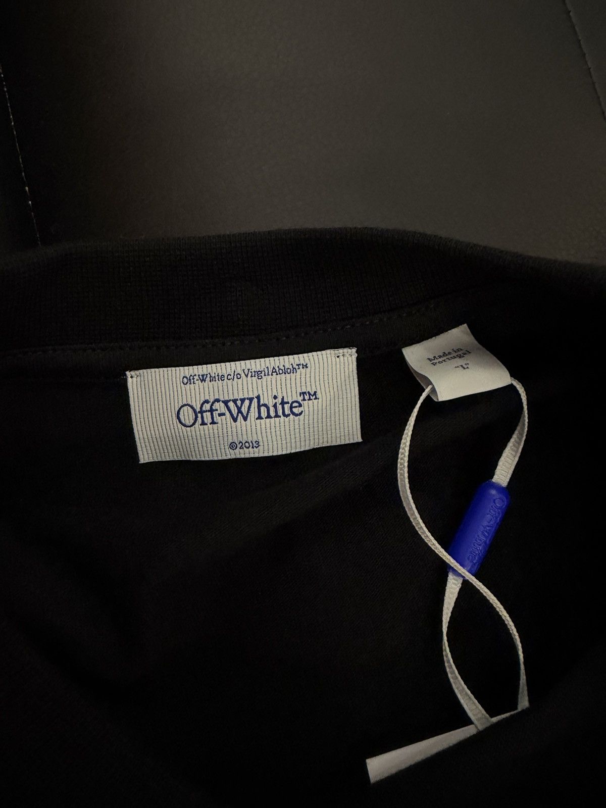 Off-White Size L - Off-White Spray Arrow T-Shirt Black Size US L / EU 52-54 / 3 - 8 Thumbnail