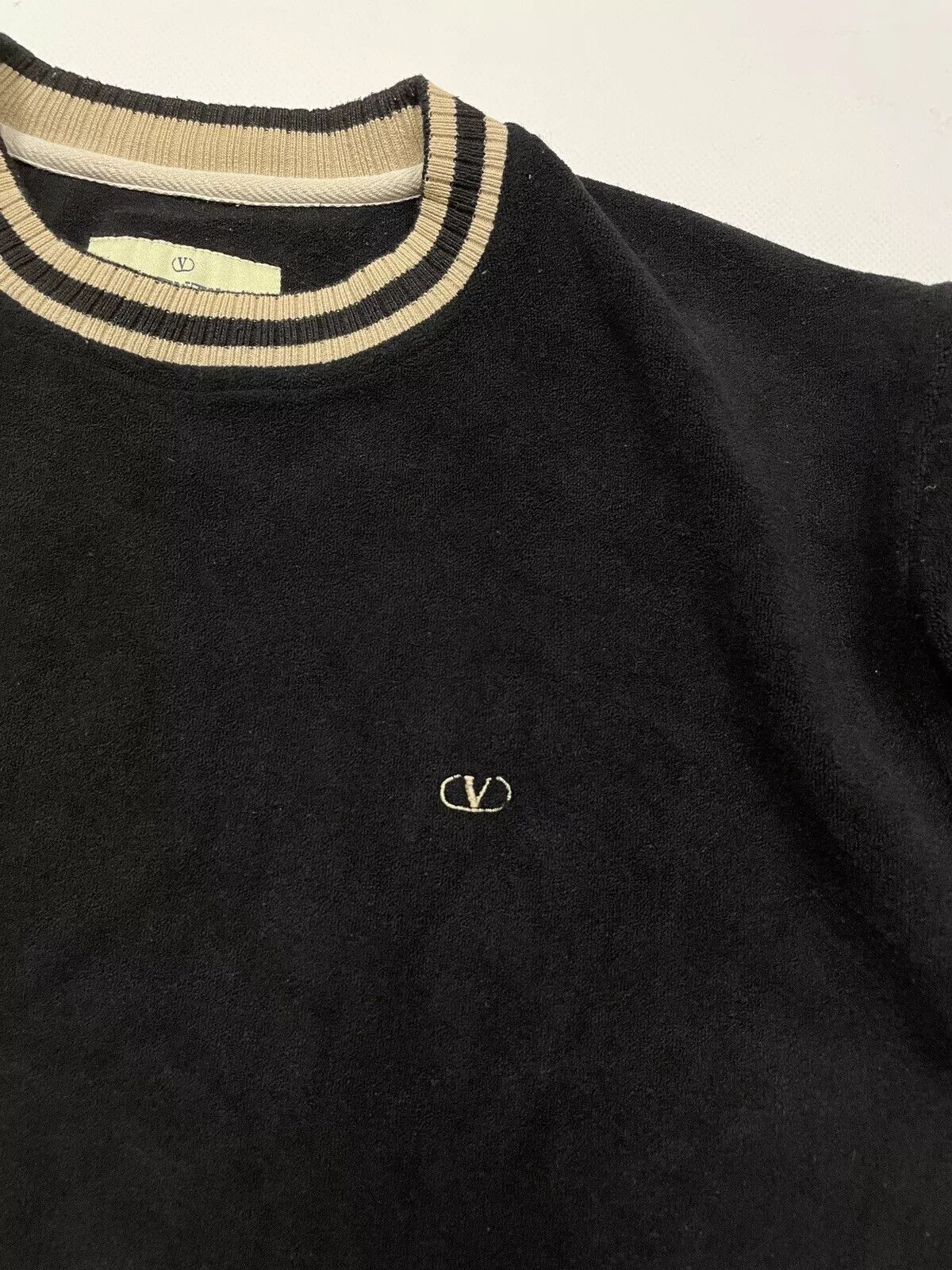 Valentino VINTAGE 1990s 90s VALENTINO SWEATSHIRT SWEATSHIRT MENS Size US L / EU 52-54 / 3 - 10 Thumbnail