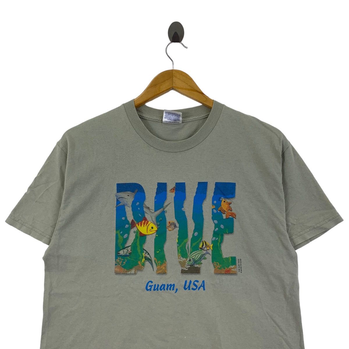 Hanes Vintage 90’ DIVE GUAM USA The Sun Tee Shirt Size US M / EU 48-50 / 2 - 2 Thumbnail