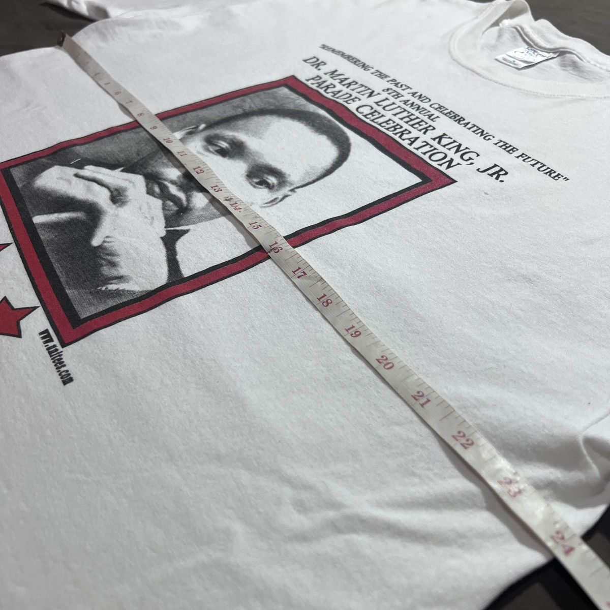 Vintage Vintage Y2K MLK Martin Luther king Black History Tee XL Size US XL / EU 56 / 4 - 8 Thumbnail